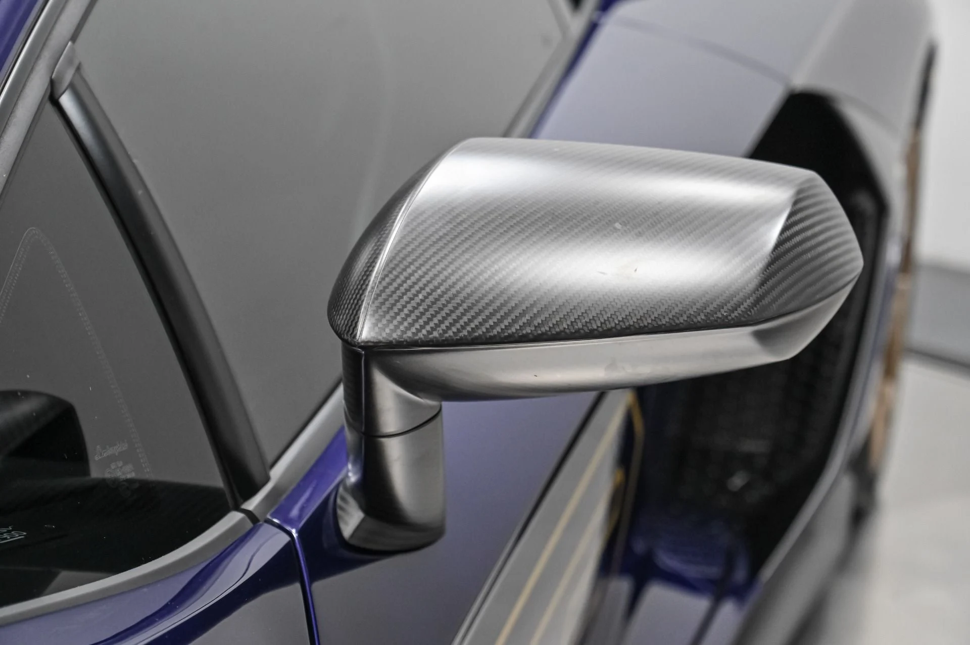 mph069_3061437015_Used_2019_Lamborghini_Aventador_SVJ_1760550494_98ca7d52fb