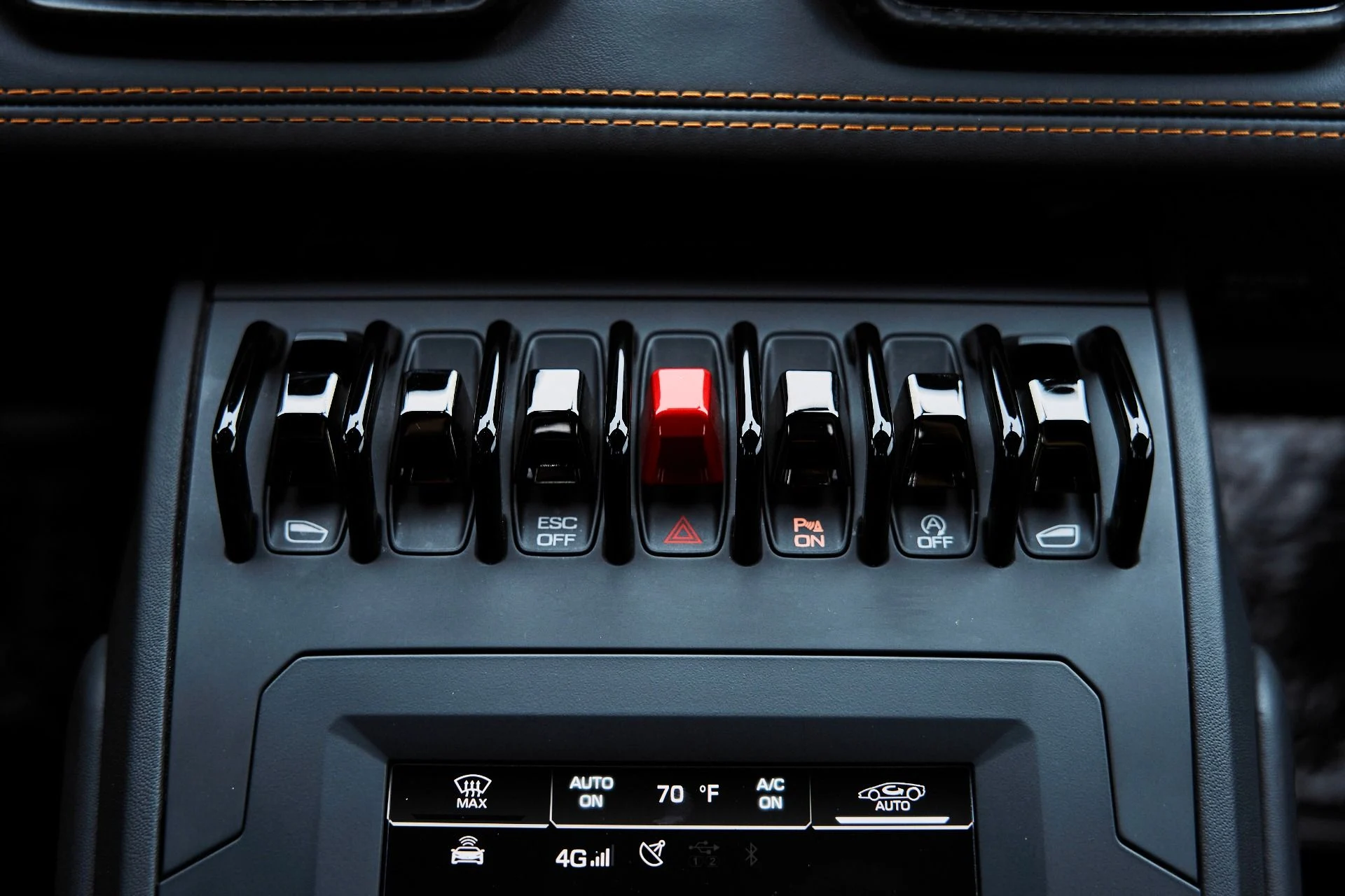 mph069_3068466883_Used_2023_Lamborghini_Huracan_EVO_Base_1775006752_bb30ec04a2