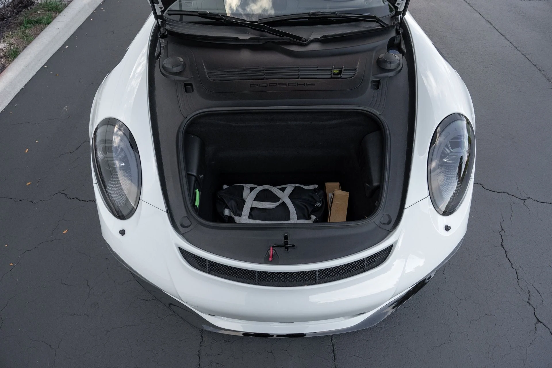 mph069_3147225028_Used_2016_Porsche_911_GT_3_RS_1761756649_bbba40783e