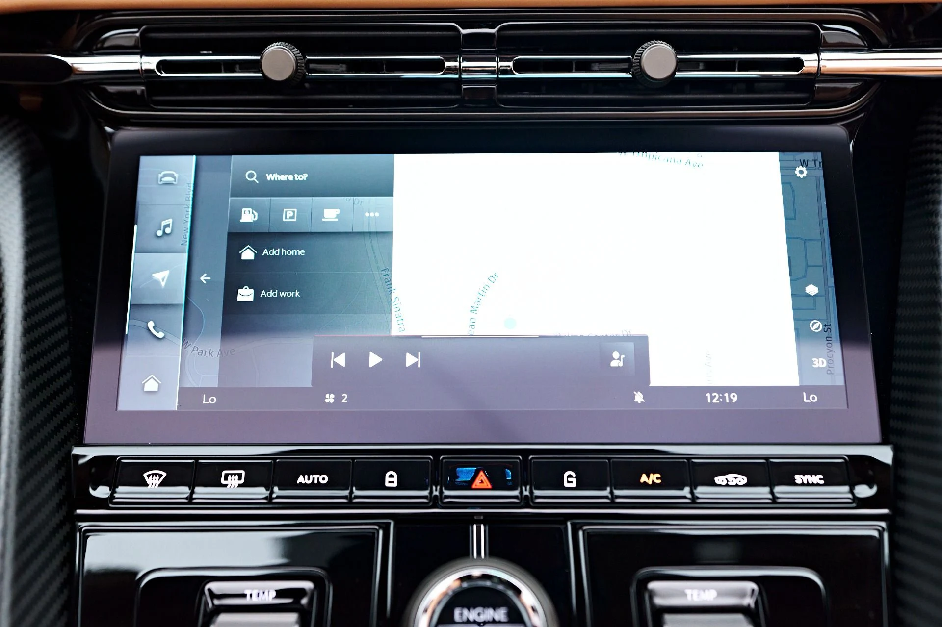 mph069_3168412039_Used_2024_Aston_Martin_DB_12_Volante_1731606794_36b0c4e82c