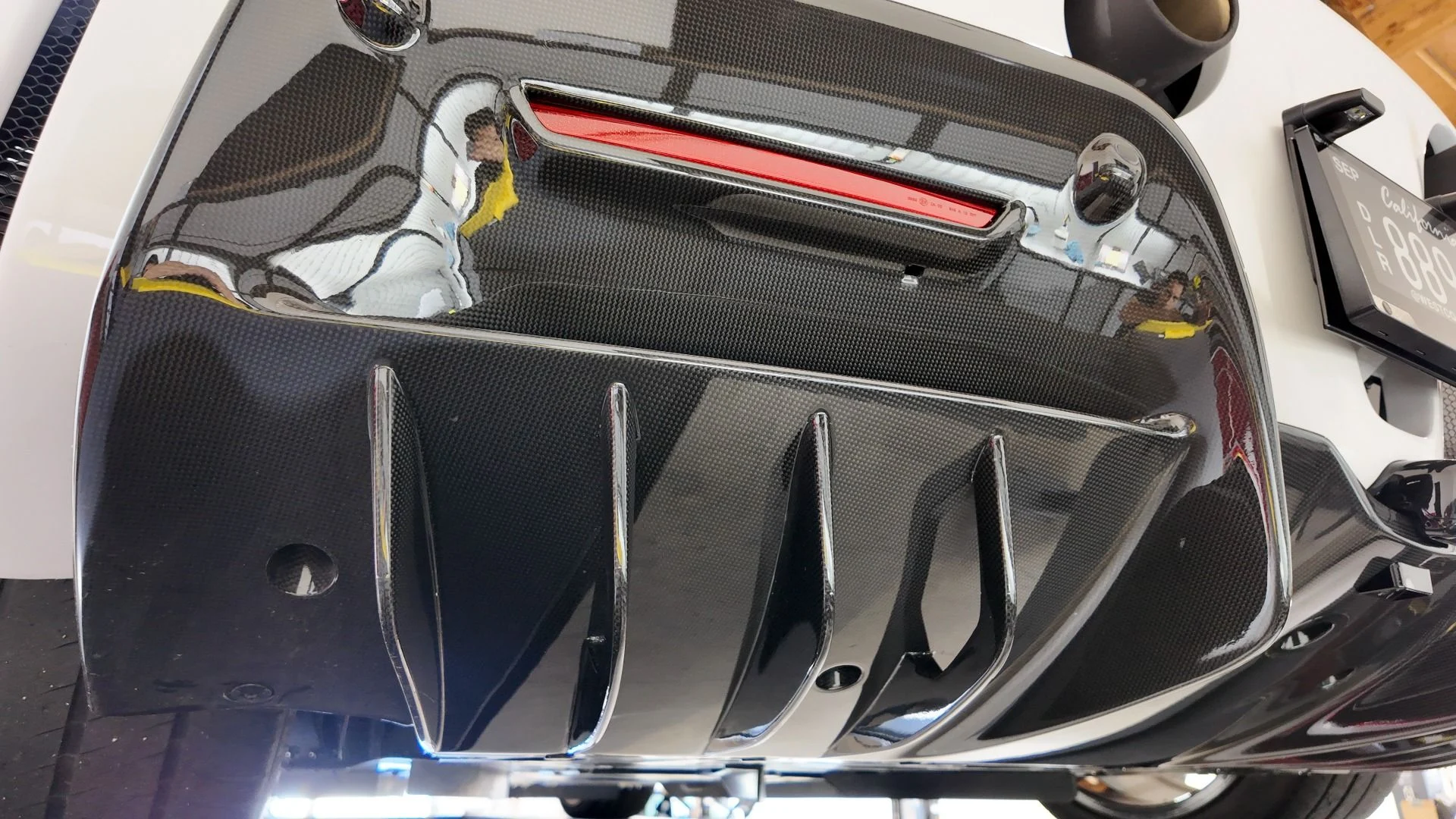 mph069_3231642413_Used_2024_Ferrari_SF_90_Spider_1753906033_3e198b56a7