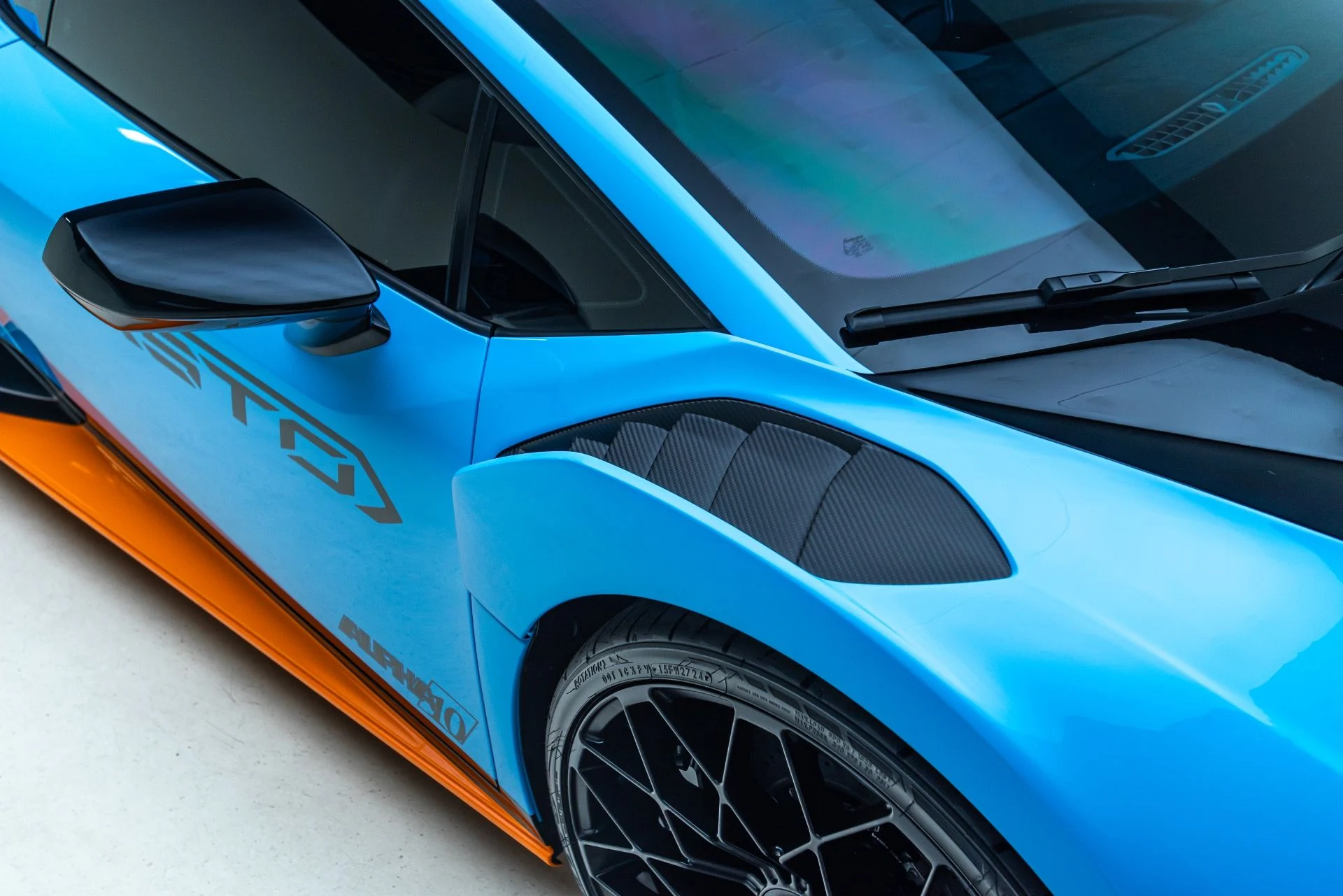 mph069_3237494467_Used_2024_Lamborghini_Huracan_STO_Alpha_10_Twin_Turbo_1786644416_ee86c272d7