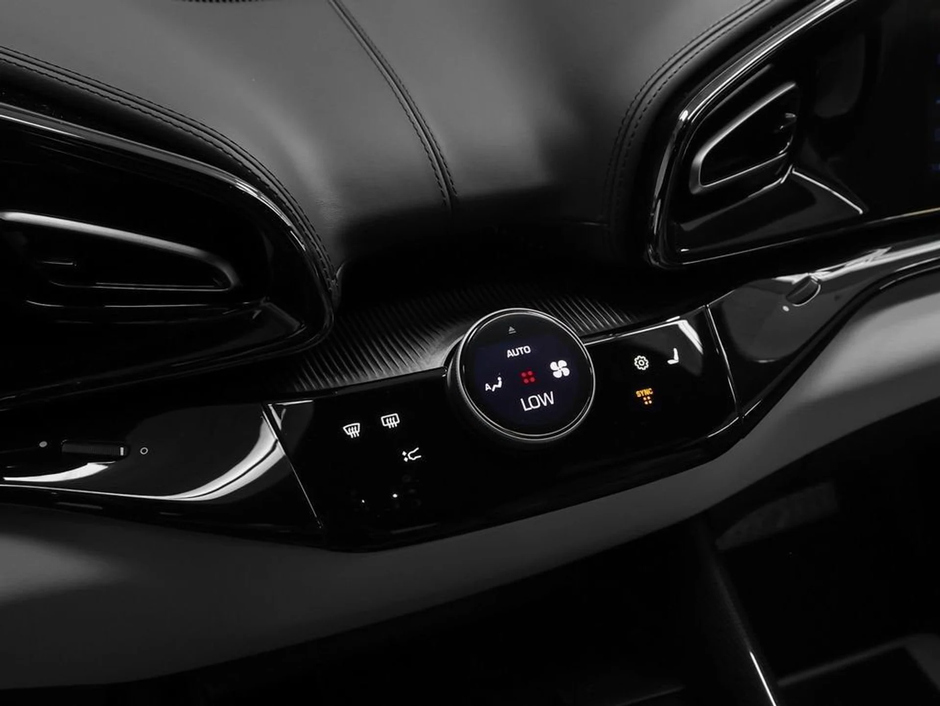 mph069_3260459516_70_188d6241bc