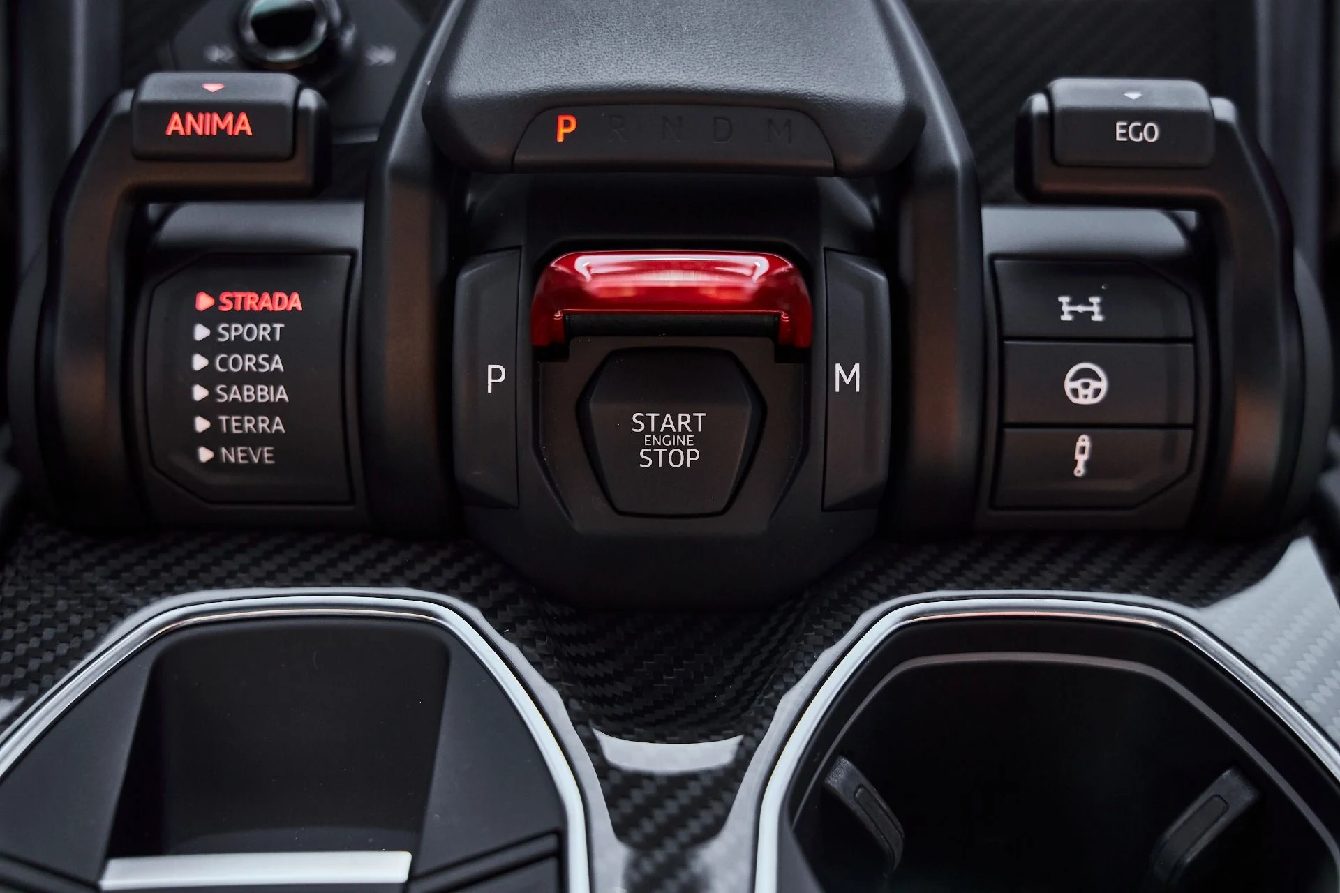 mph069_3289450338_Used_2024_Lamborghini_Urus_S_1779209120_e87492492e