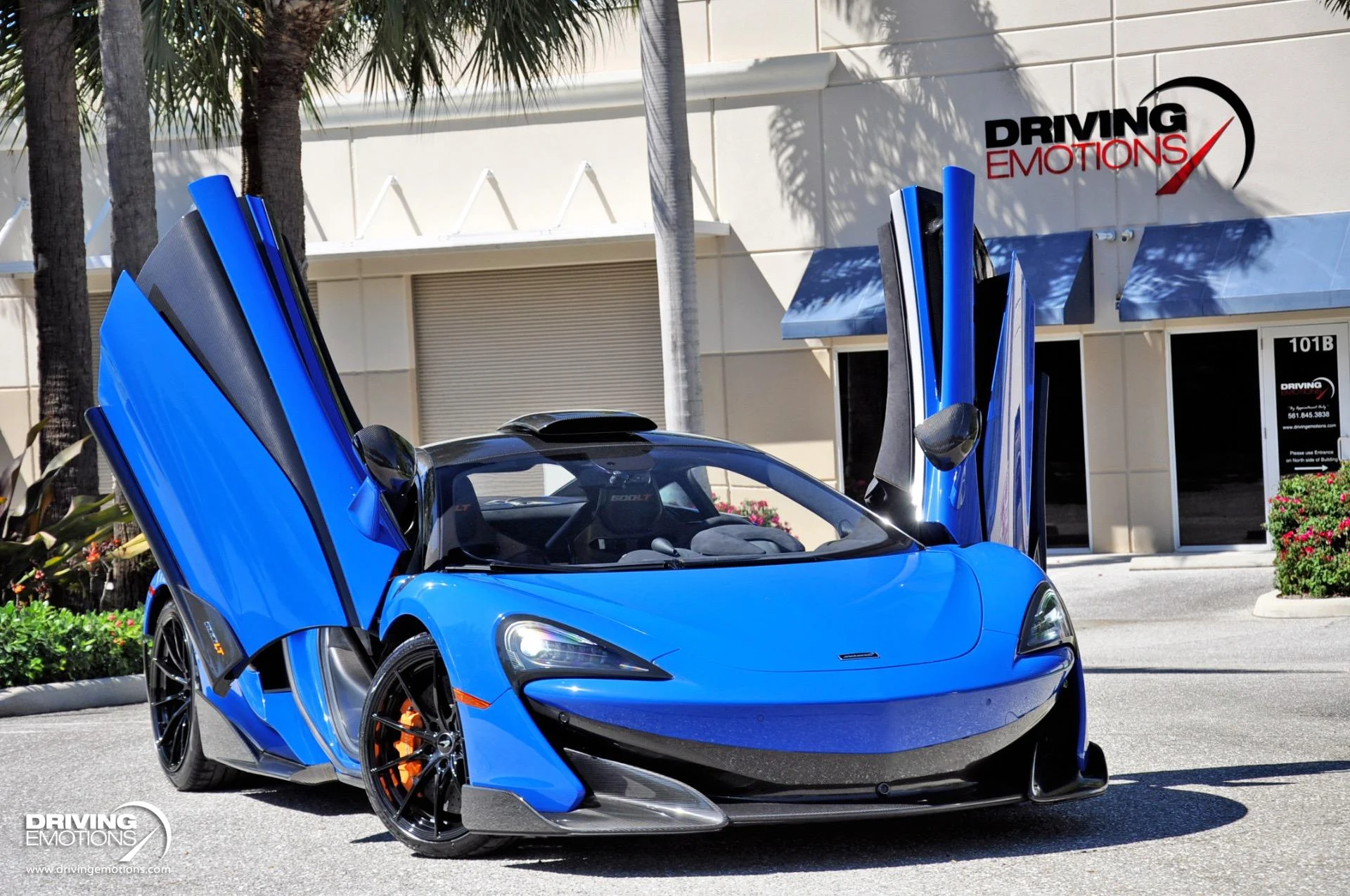 mph069_330323252_836_p70_l_64ada1e502