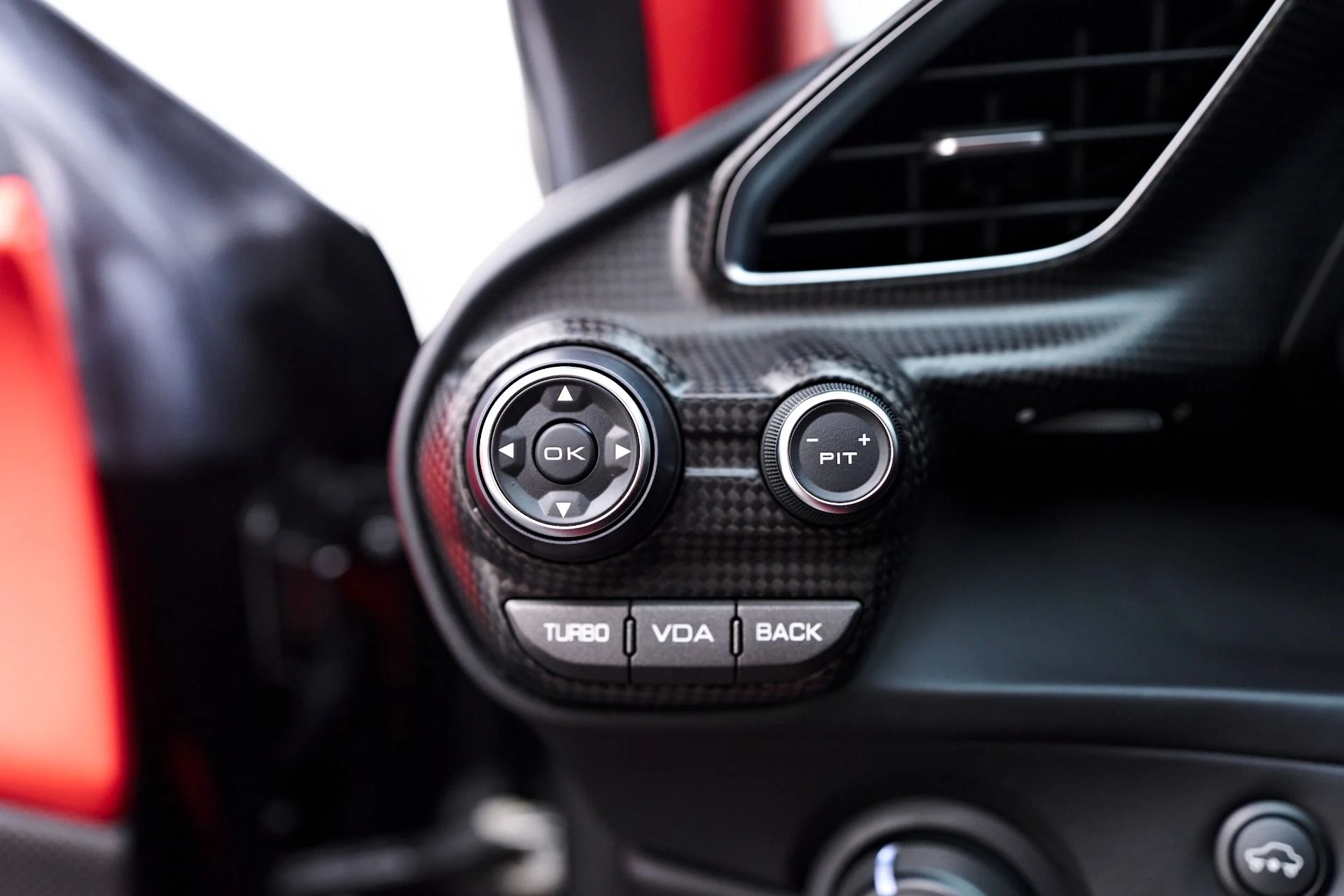 mph069_3330117937_Used_2020_Ferrari_488_Pista_Base_1749062519_8b6e69c1ce