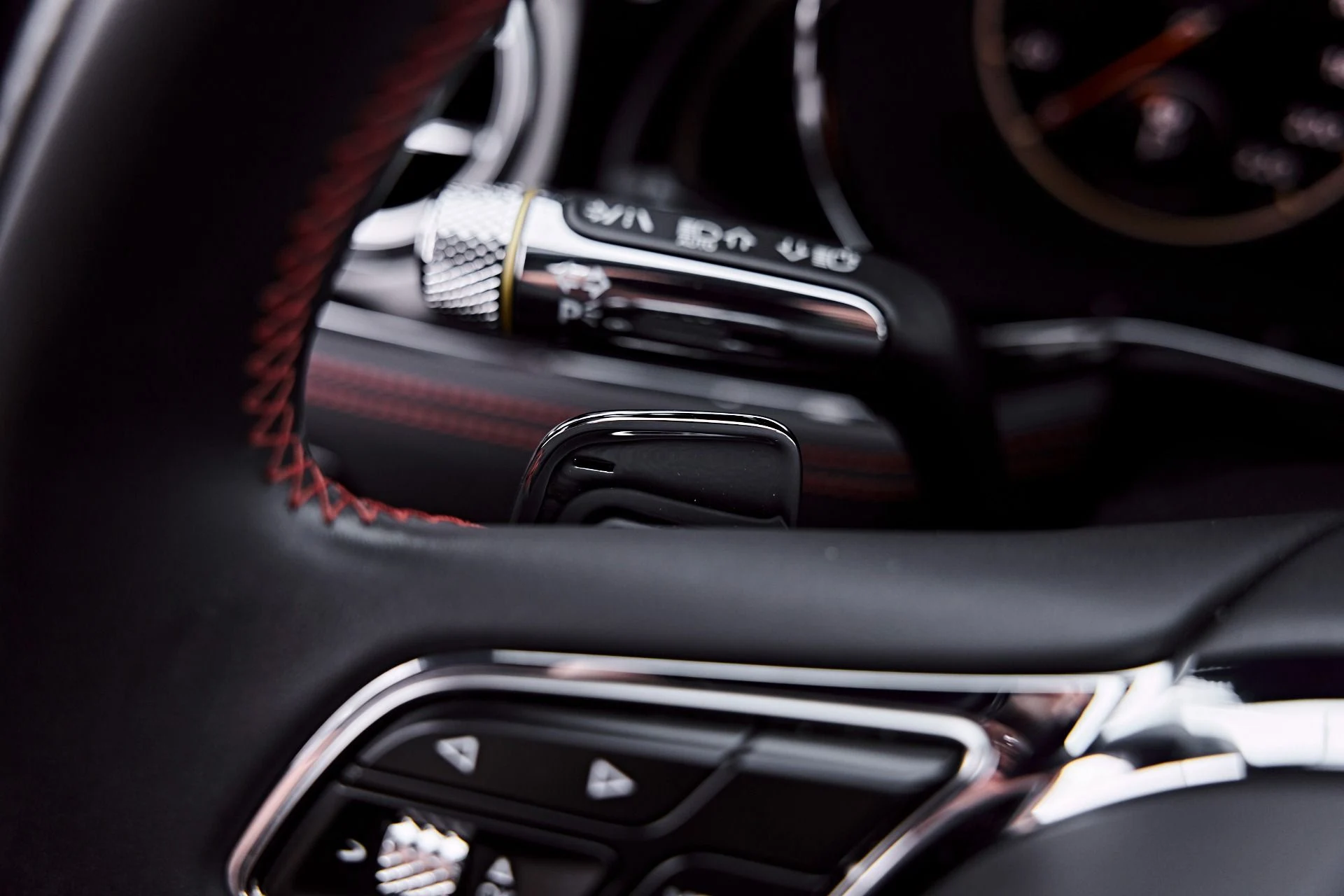 mph069_3345077232_Used_2022_Bentley_Flying_Spur_V8_1786412573_96649ca250