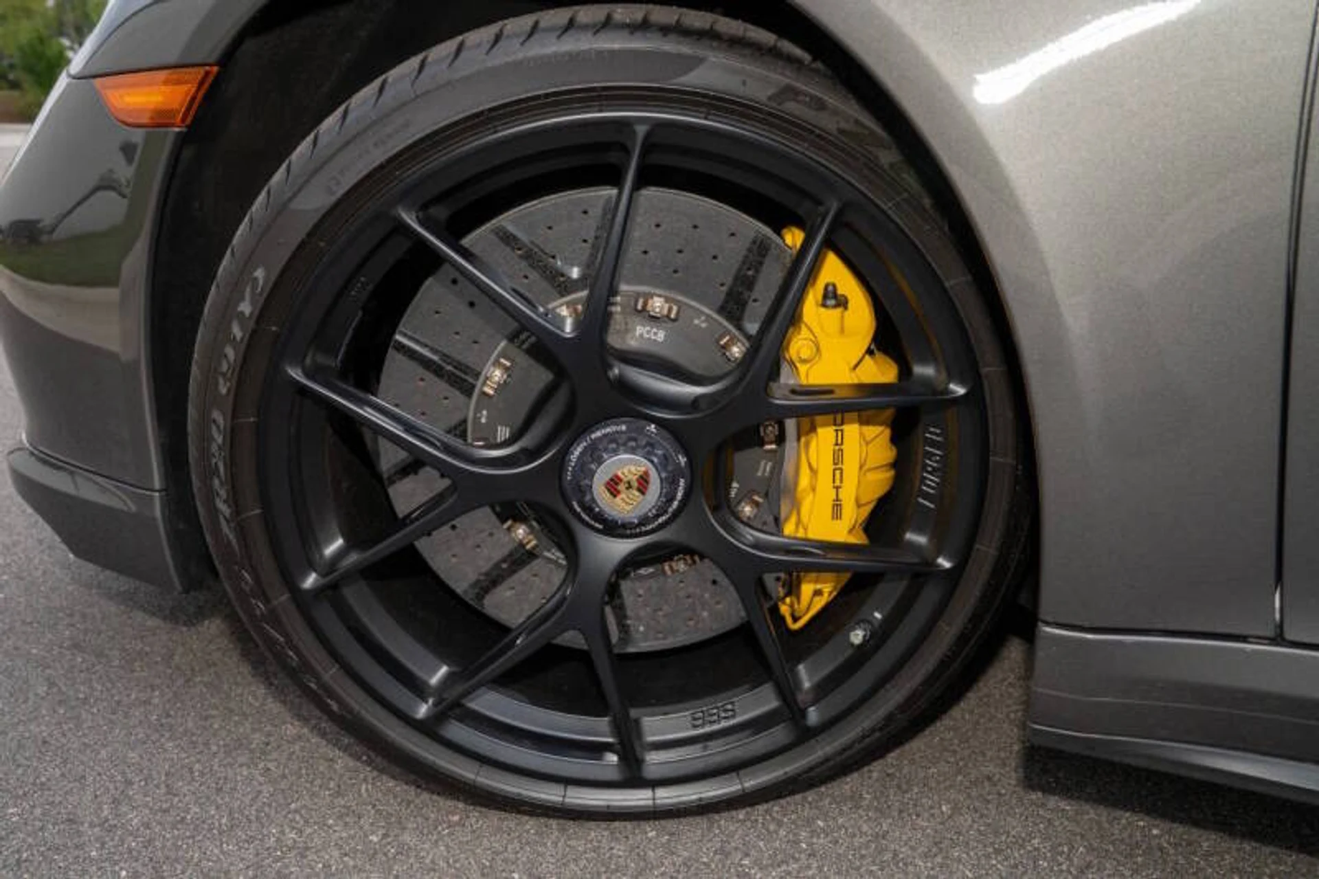 mph069_3357083257_2016_porsche_911_turbo_s_awd_2dr_coupe_b46f751b0a