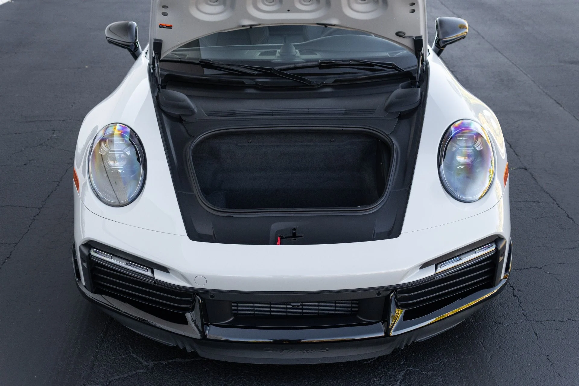 mph069_3426362711_Used_2025_Porsche_911_Turbo_S_1770437451_4550cf371a