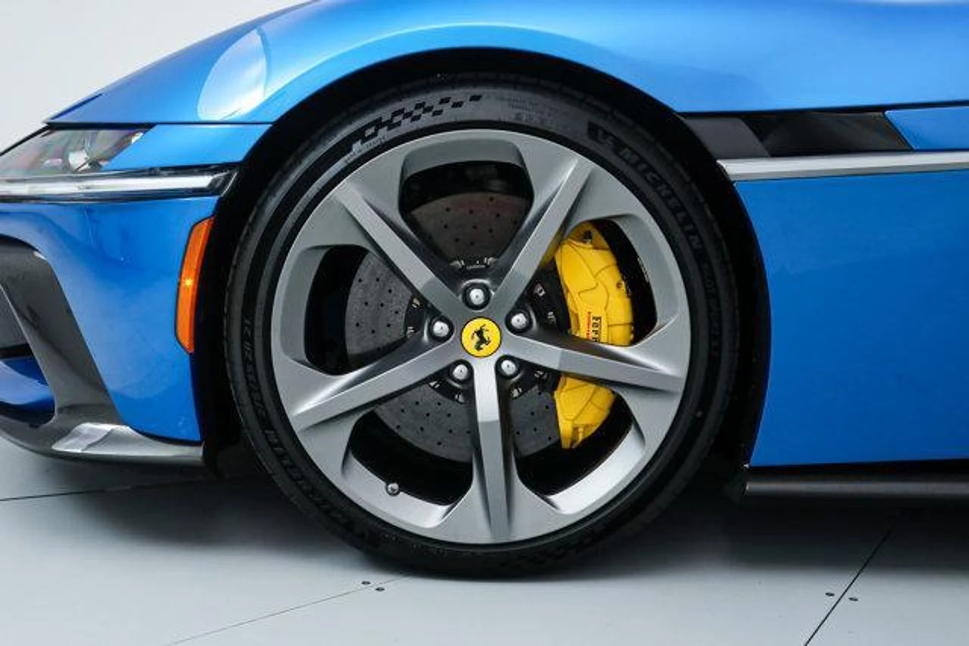 mph069_3446074736_ut_c_KZ_Krh_H_Rj_R_Ic9_TM_3_N57aw_Y_56203b99e9