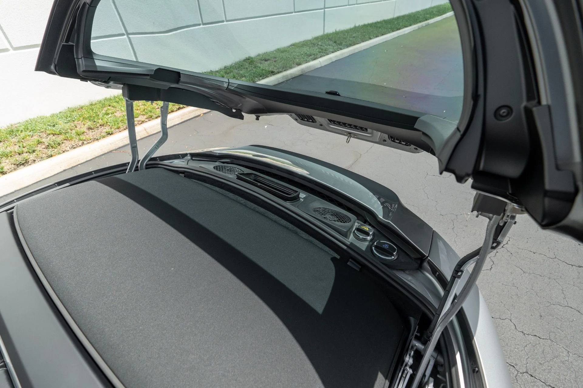 mph069_3472398833_Used_2019_Porsche_911_Targa_4_GTS_1756154089_807aae3e9a