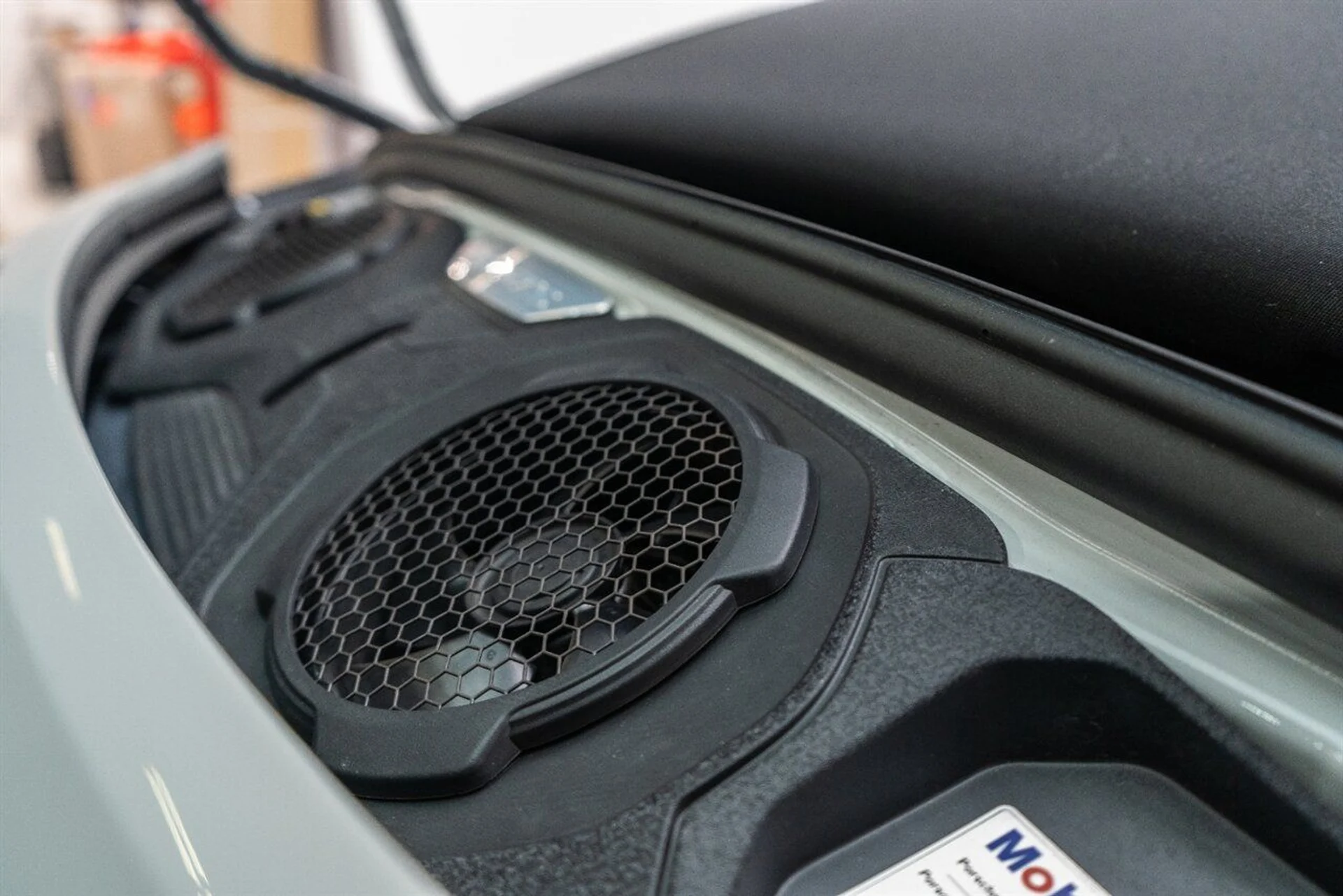 mph069_3500649644_ae342b84fb_1280_c5b372c6d9