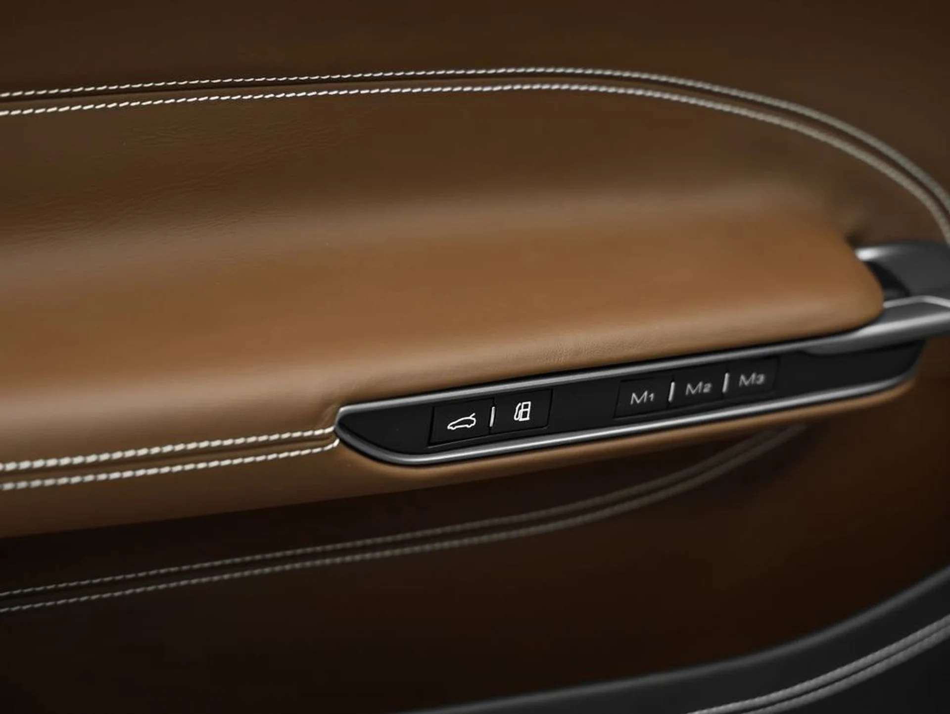 mph069_3504553329_70_17d9fab933