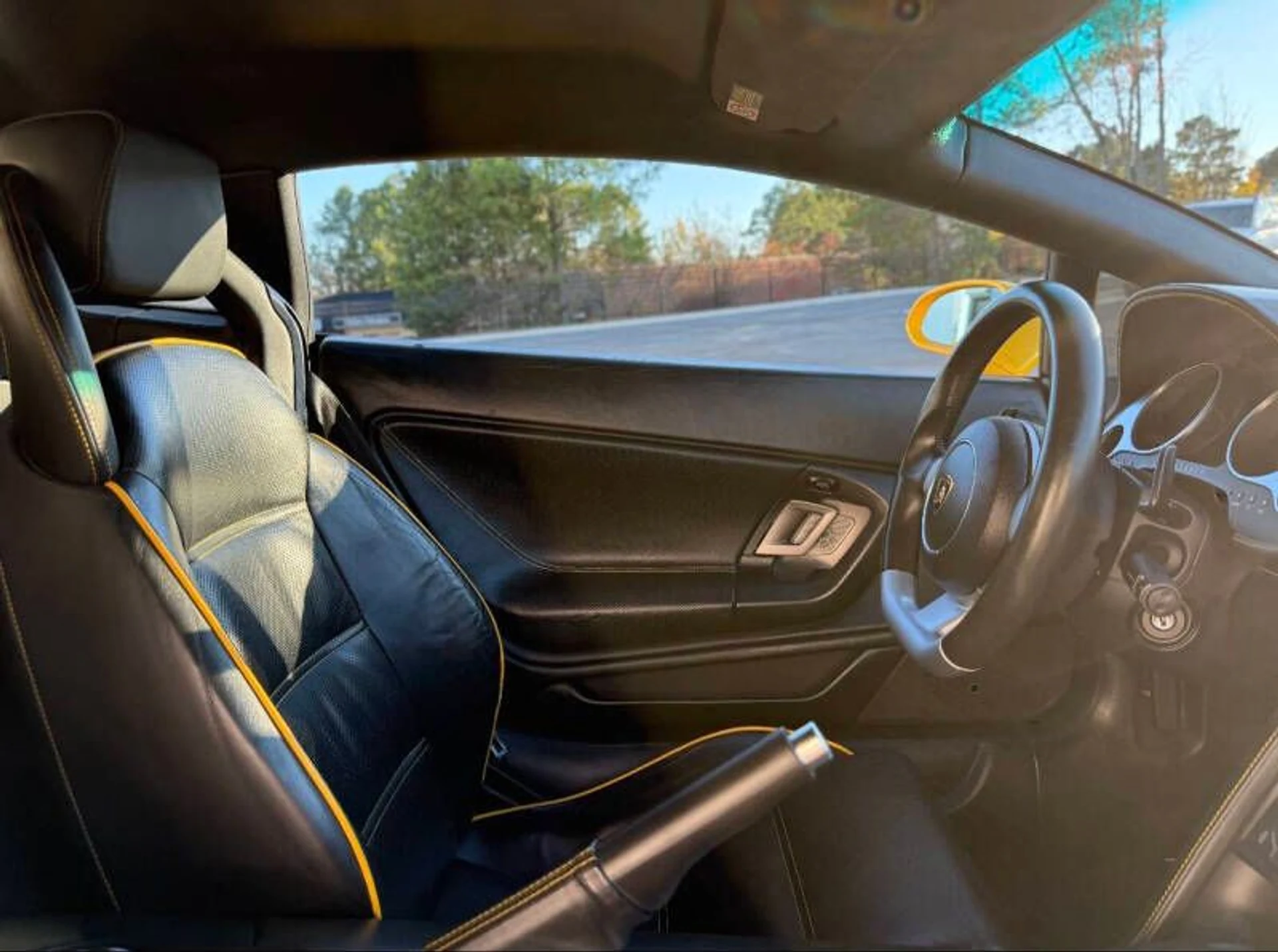 mph069_357676553_2008_lamborghini_gallardo_base_awd_2dr_coupe_5e35fbec13