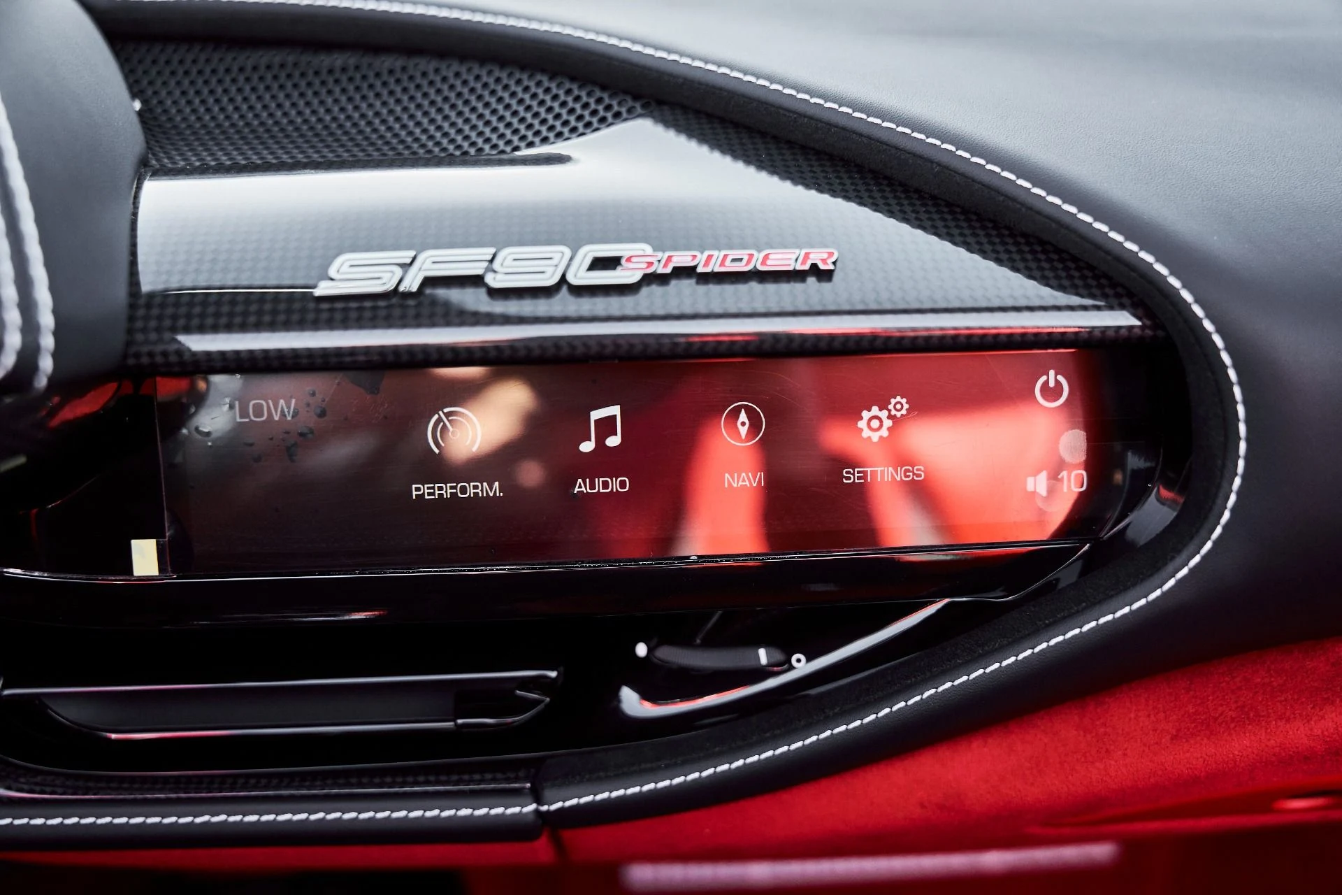 mph069_3644422366_Used_2025_Ferrari_SF_90_Spider_Base_1776876636_8dae2eba9d