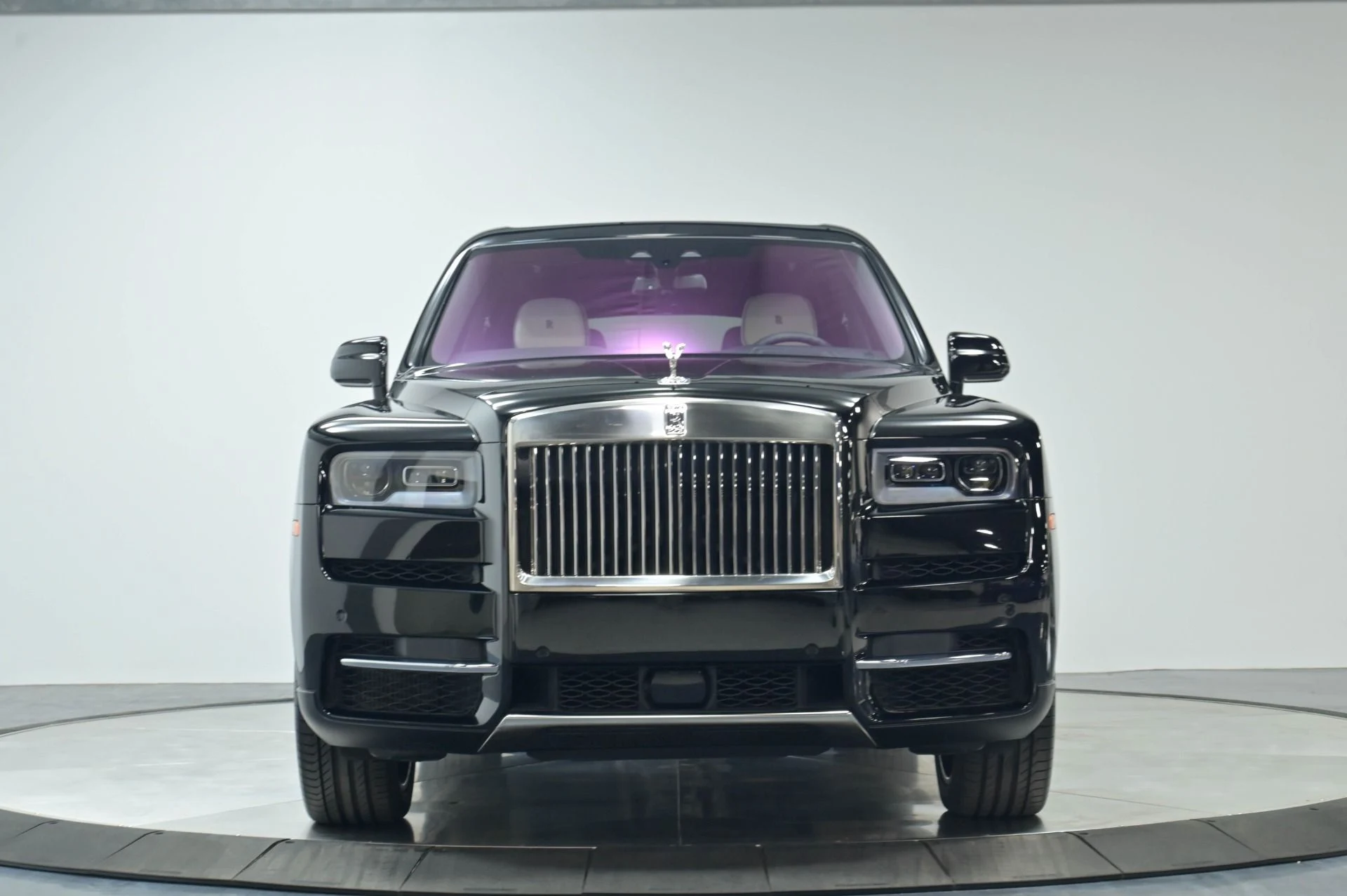 mph069_3692721132_Used_2023_Rolls_Royce_Cullinan_1782858557_bc65d0d783