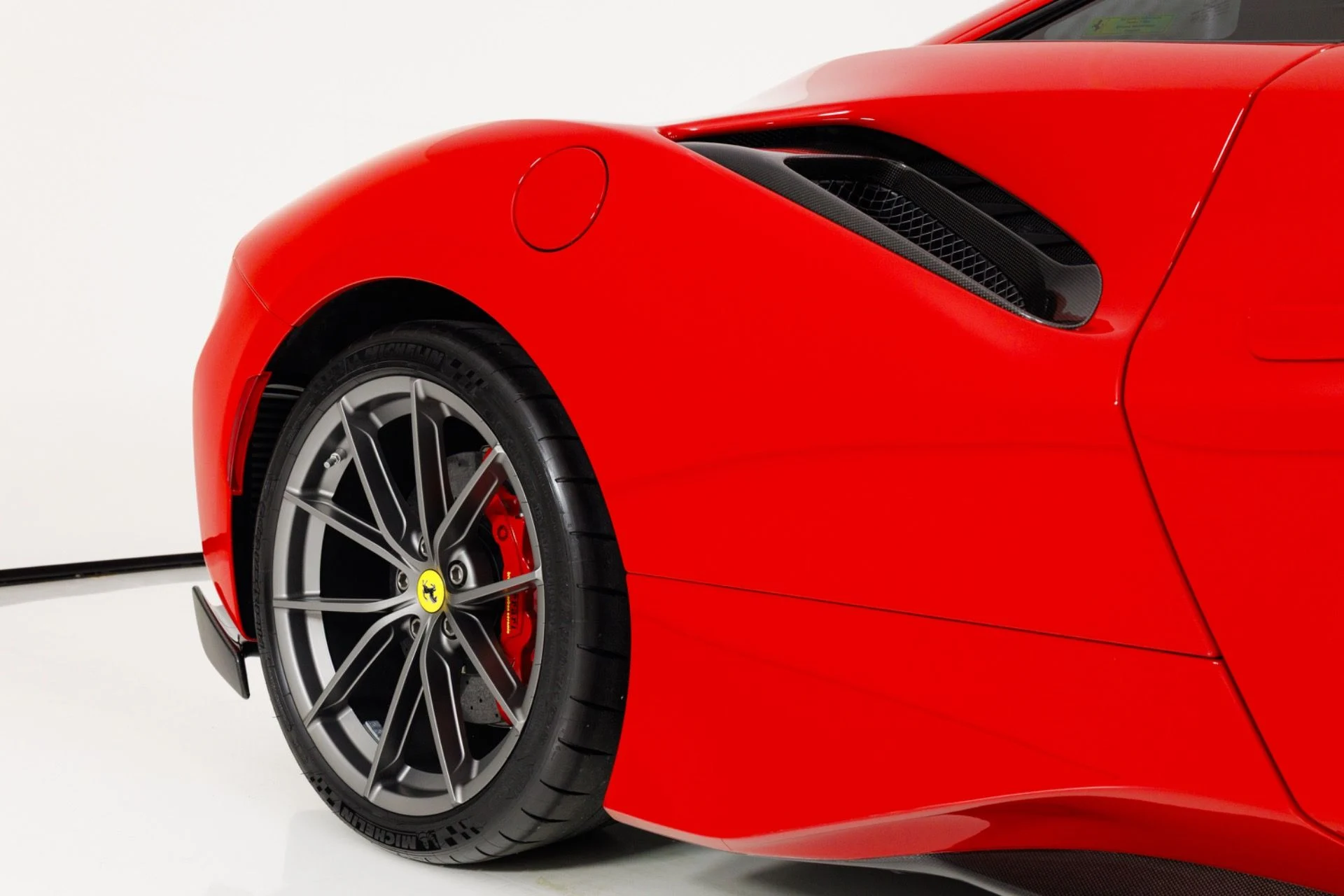 mph069_3766502643_Used_2020_Ferrari_488_Pista_1775511018_6a9163a1bc