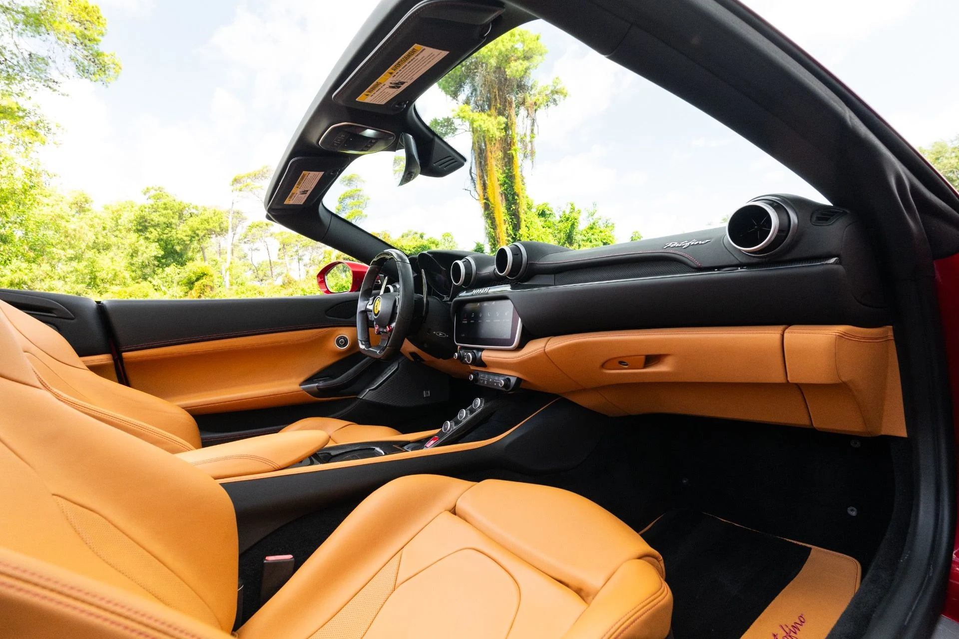 mph069_3817314200_Used_2019_Ferrari_Portofino_1779384787_98cb6f1d7c