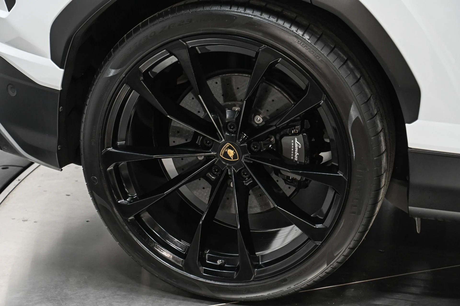 mph069_3901140047_Used_2020_Lamborghini_Urus_1770313419_9e815ed8ba