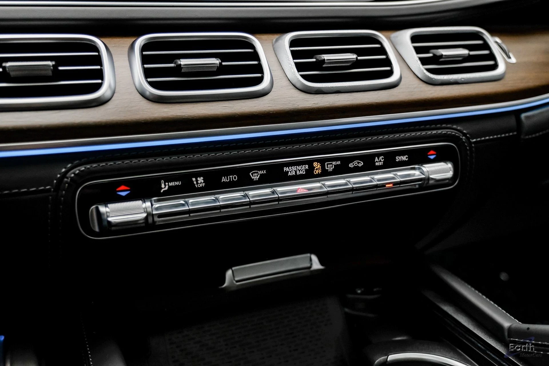 mph069_3963938619_e7524f6804a3d39697f106ac10b7c4ddx_e7505533ef