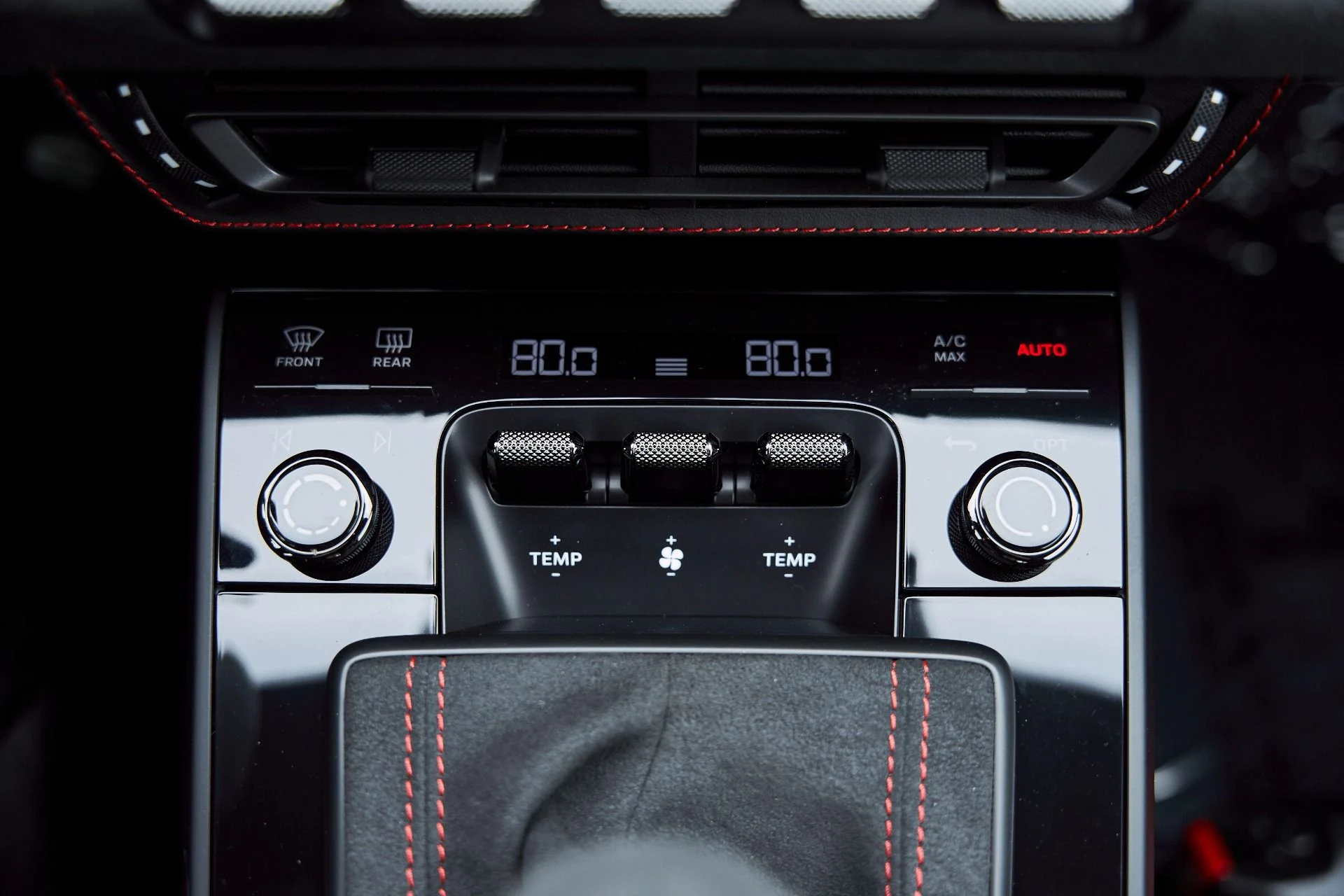 mph069_3967533491_Used_2024_Porsche_911_GT_3_RS_1767150595_3cbe53cbe0