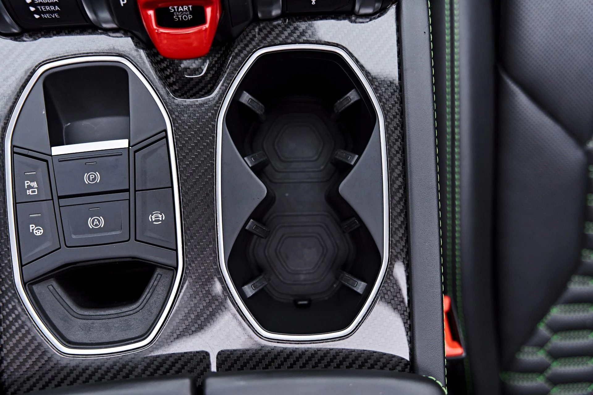mph069_399235517_Used_2021_Lamborghini_Urus_1788458002_17047a135b