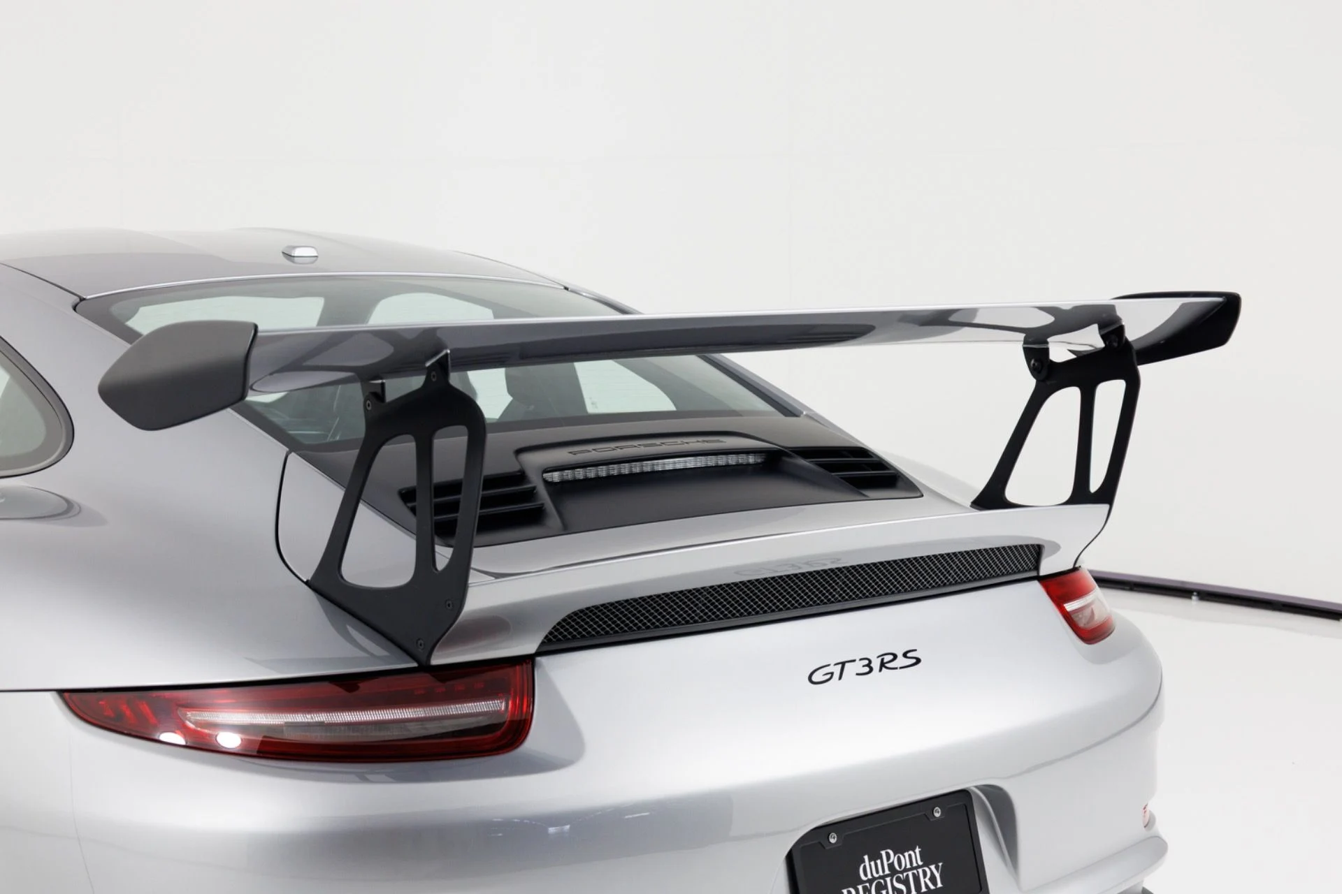mph069_4015042115_Used_2016_Porsche_911_GT_3_RS_1782496730_e19a870ae5