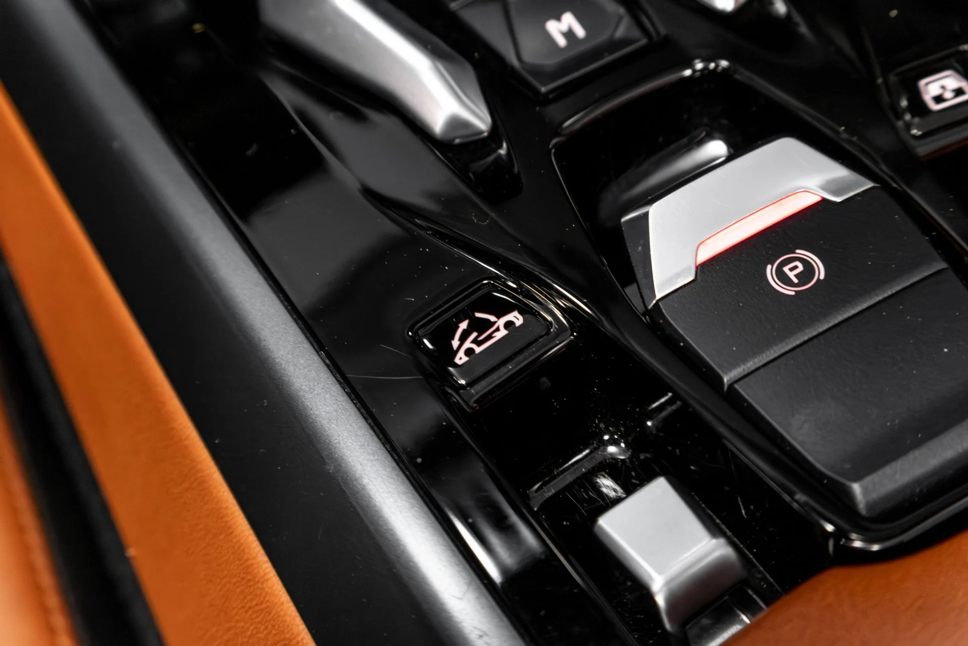 mph069_4017485293_Used_2019_Lamborghini_Huracan_LP_580_2_S_1770412340_c7cc85a48e