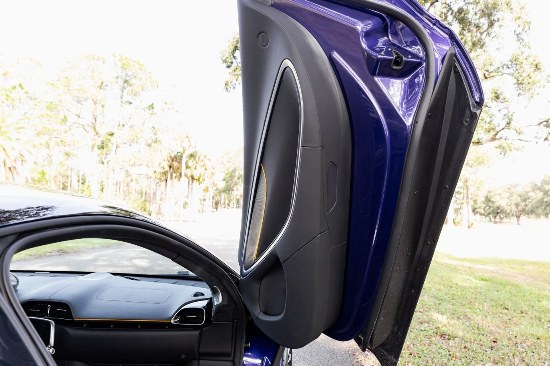 mph069_4045776914_362_p70_l_1b1e46ff55