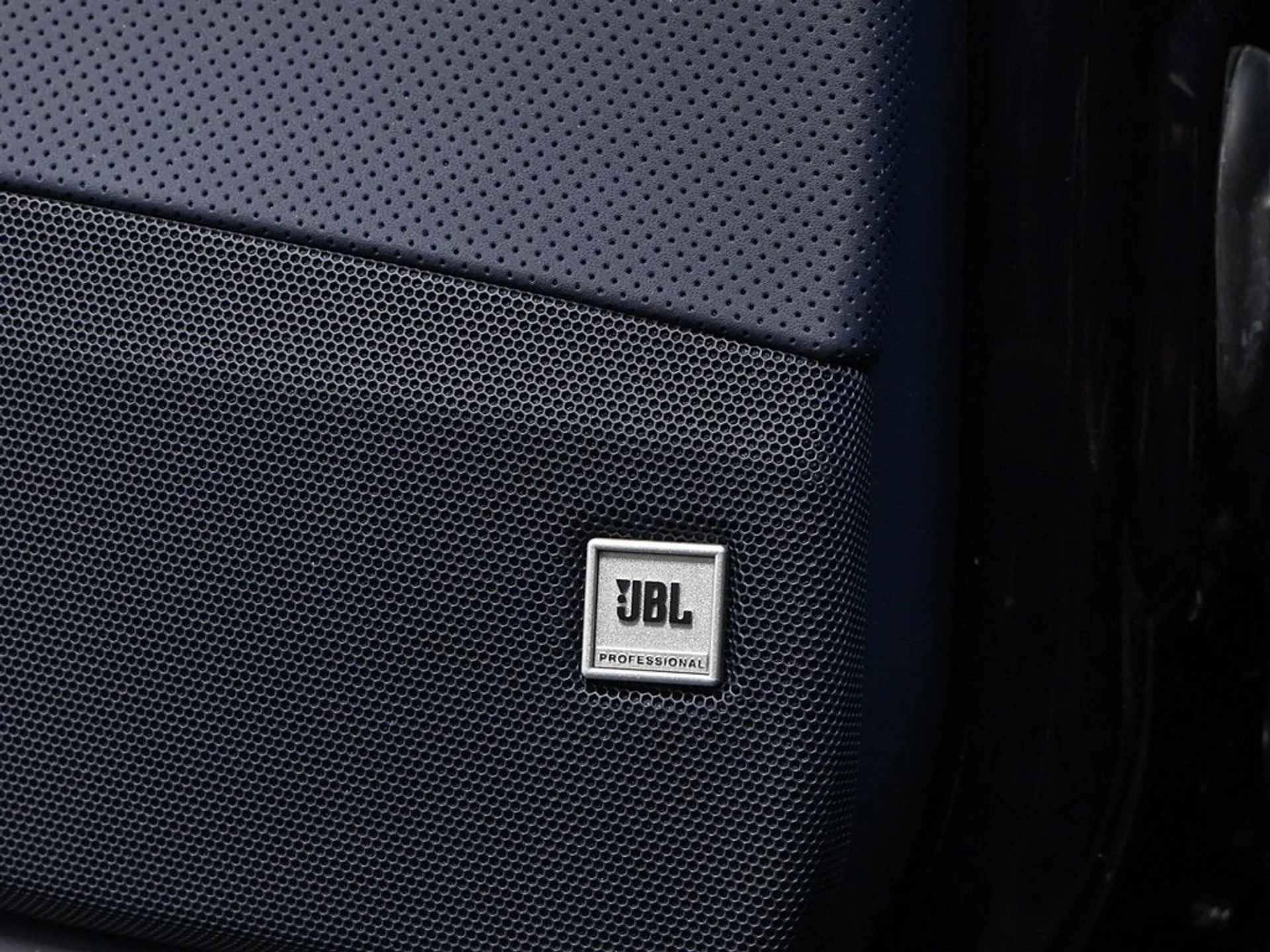 mph069_4130057254_70_a25d7a09f8