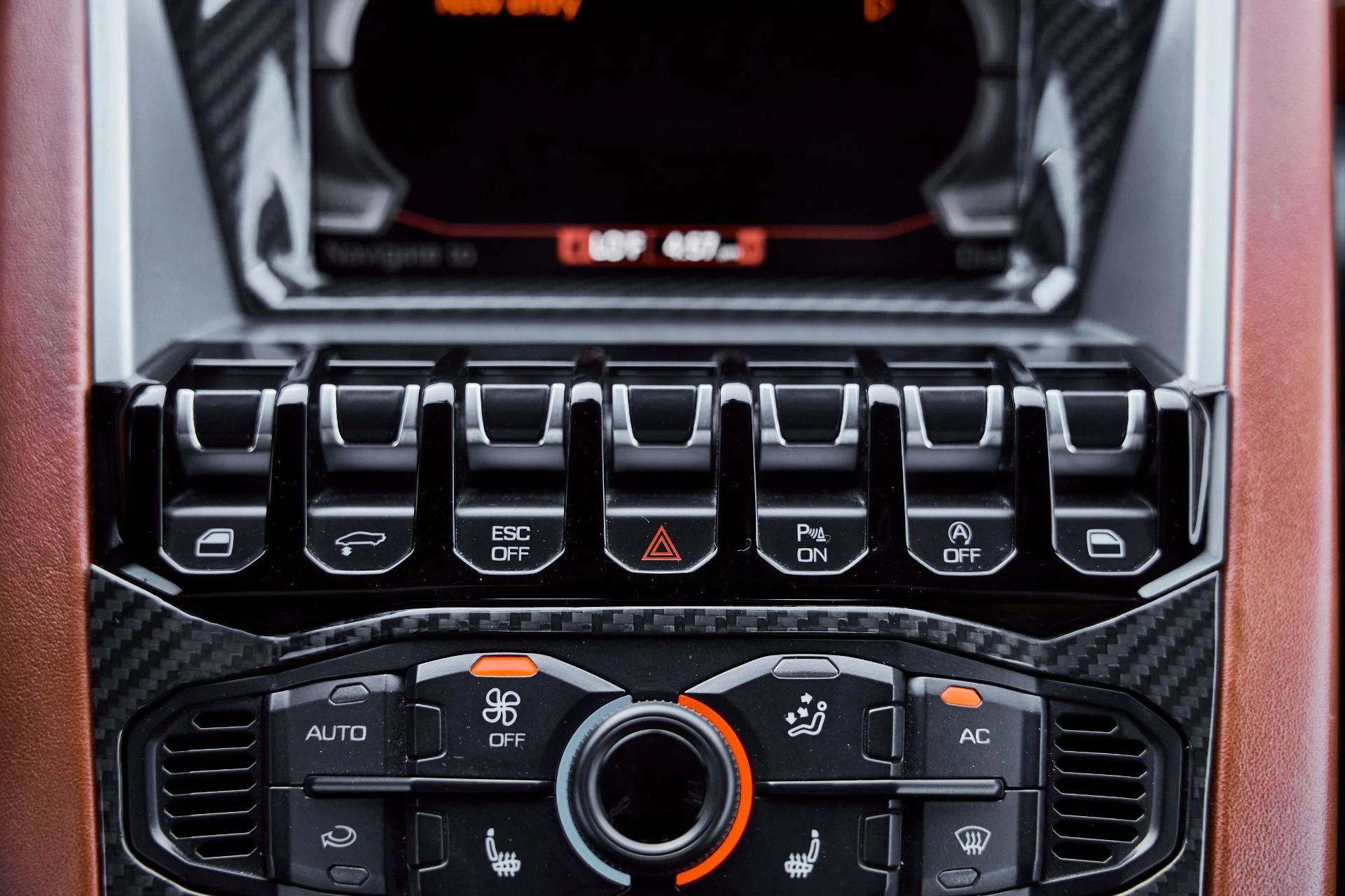 mph069_4159512401_Used_2018_Lamborghini_Aventador_S_Base_1773191908_fa569481e8