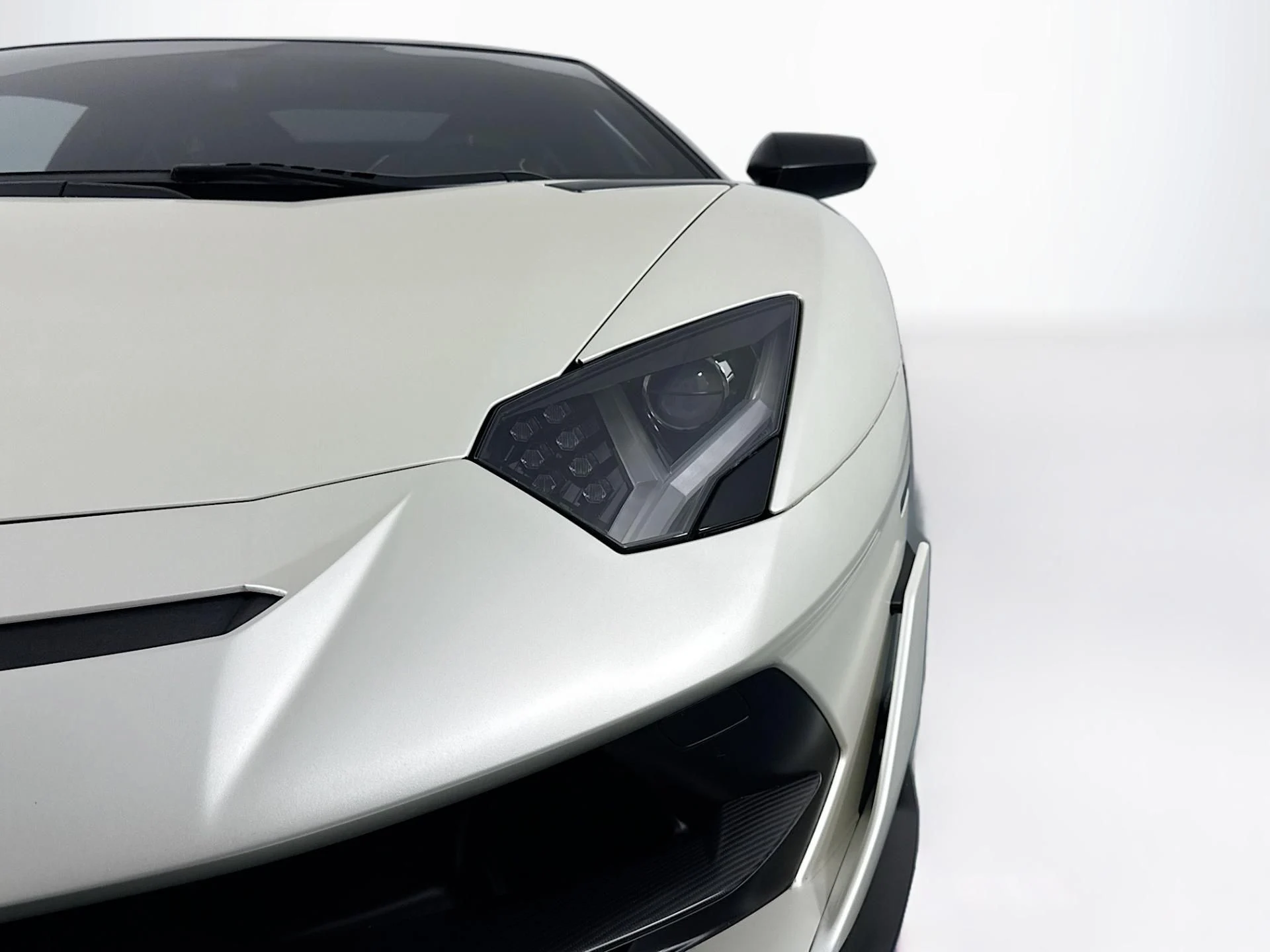mph069_4164304070_Used_2020_Lamborghini_Aventador_LP_770_4_SVJ_Roadster_1785777176_3f40051d44