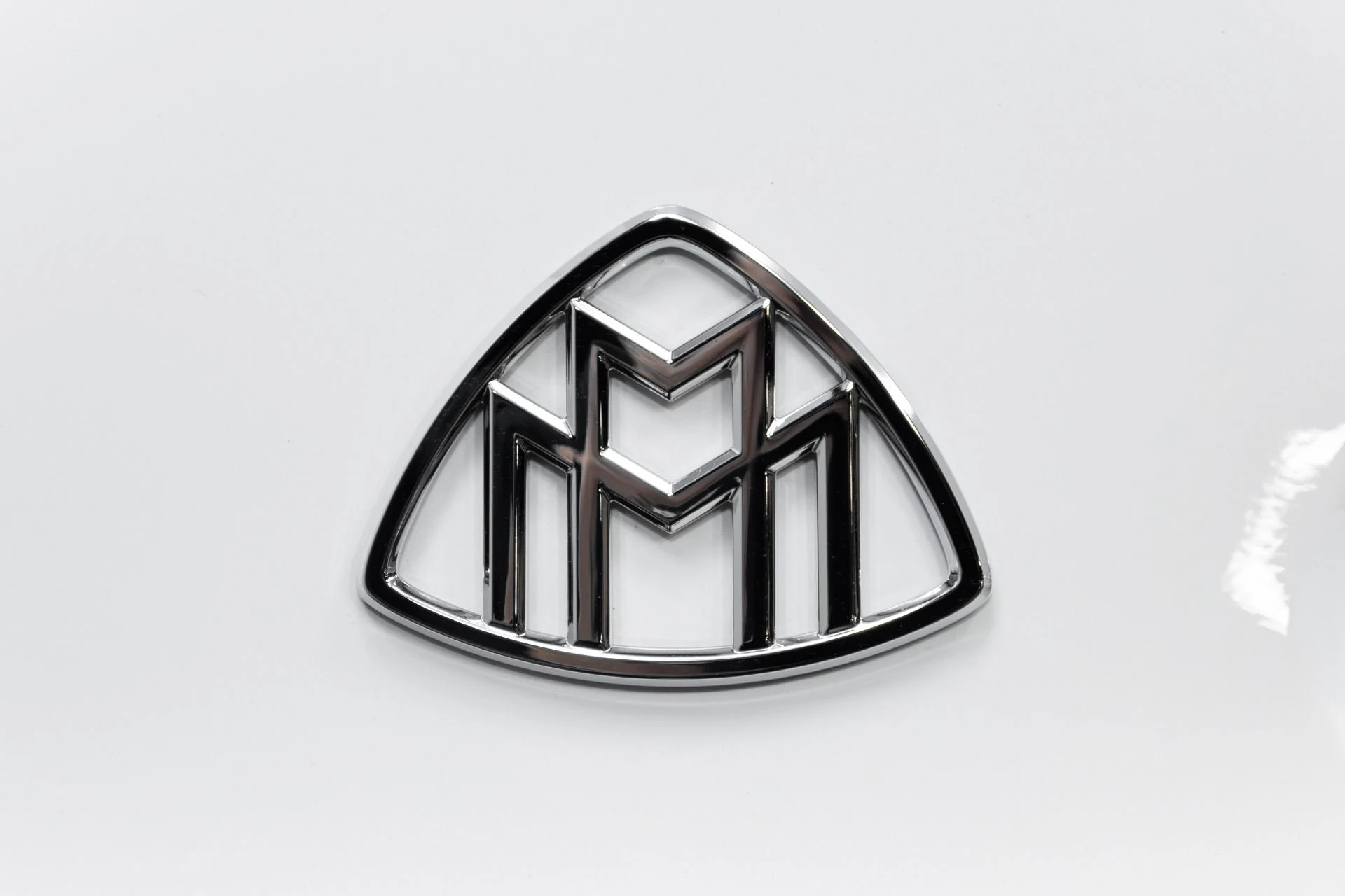 mph069_4183781979_Used_2024_Mercedes_Benz_S_Class_Maybach_S_680_4_MATIC_1766187081_8107e70f7e