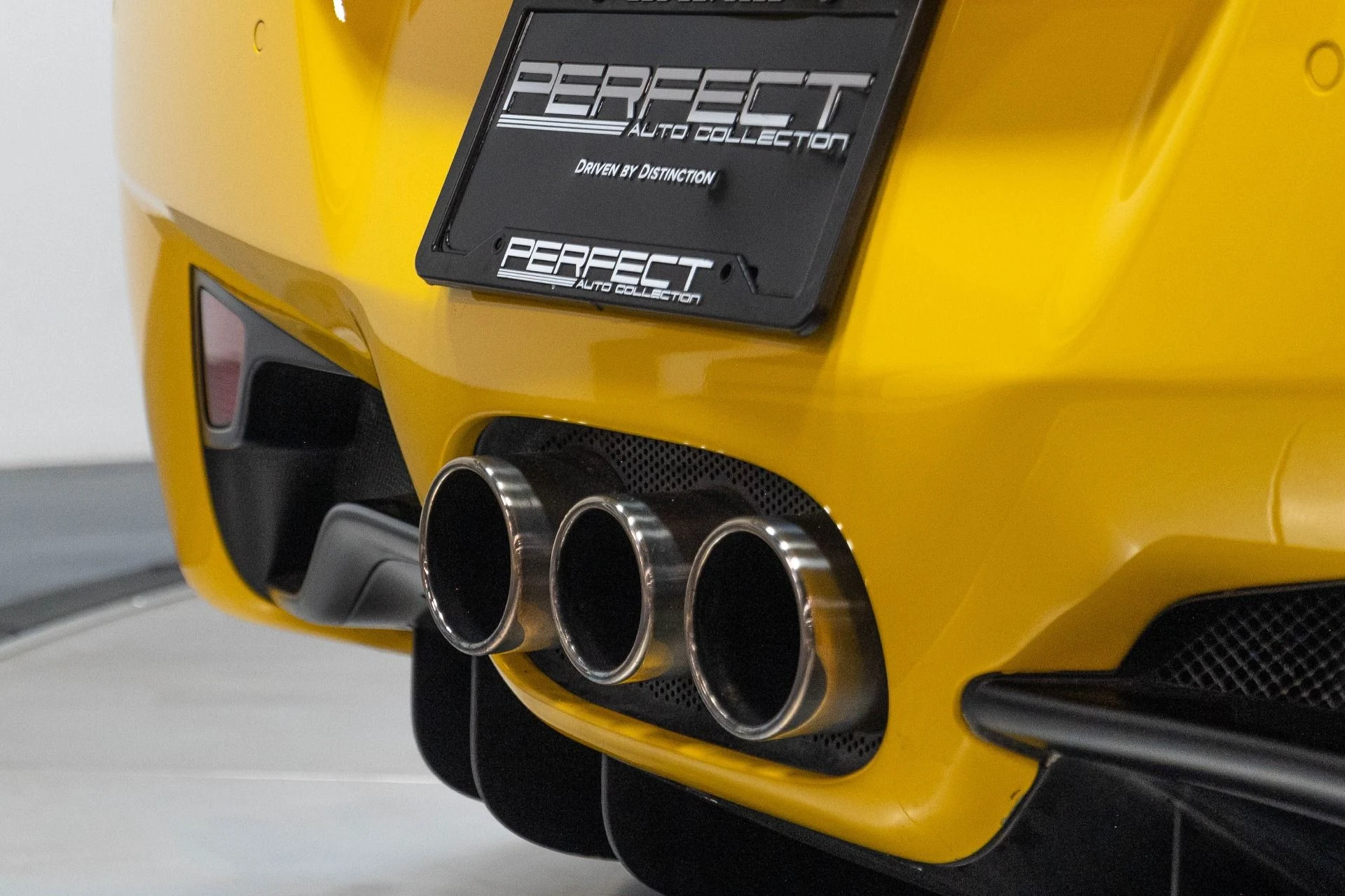 mph069_4217888463_Used_2010_Ferrari_458_Italia_1783118386_c9ea26fb83