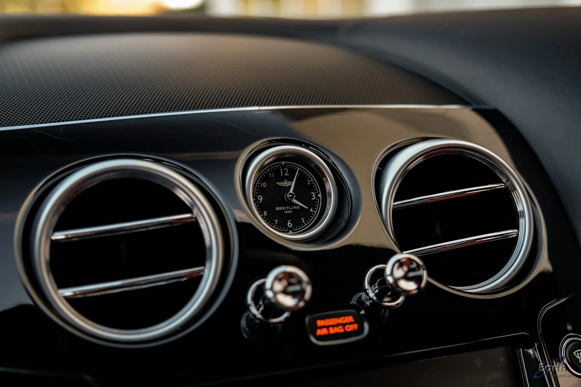 mph069_474379852_f6c452f68983914fafb1028c55e0eb3ax_8de41fef9b