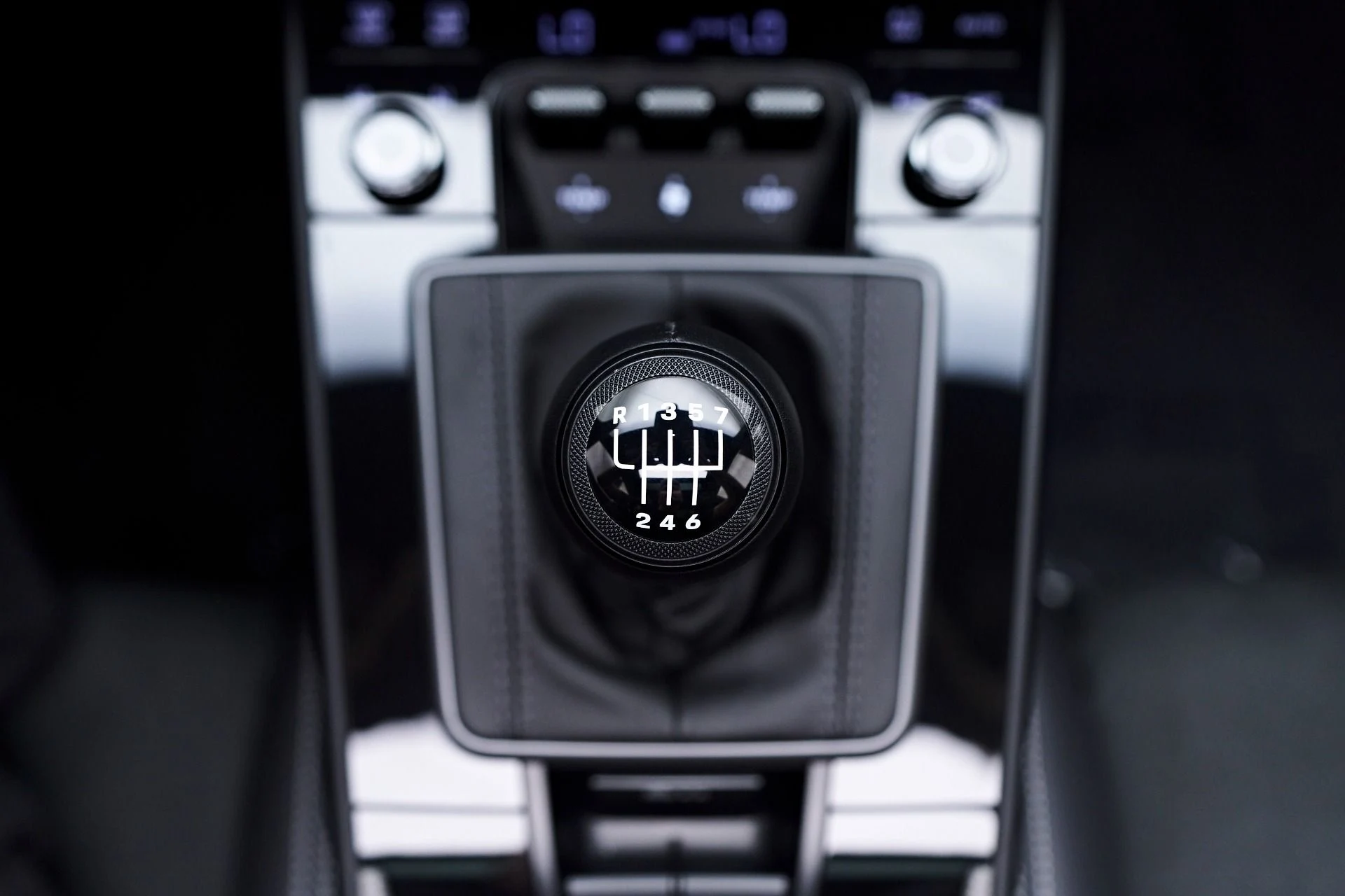 mph069_538176780_Used_2024_Porsche_911_Carrera_4_GTS_1753409003_cd2dbb5098