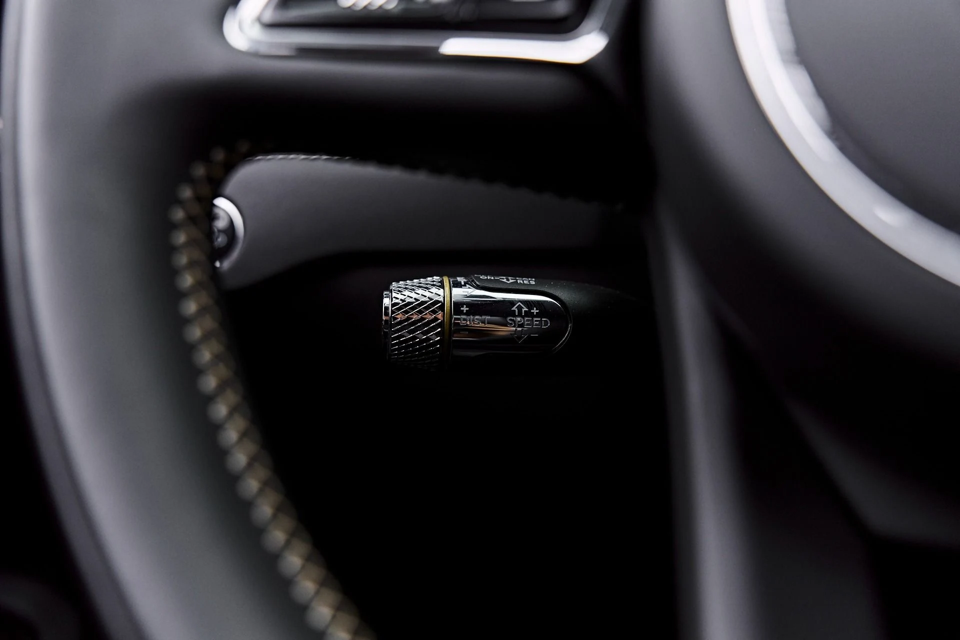 mph069_556200273_Used_2022_Bentley_Flying_Spur_V8_1788486109_934bf5a183