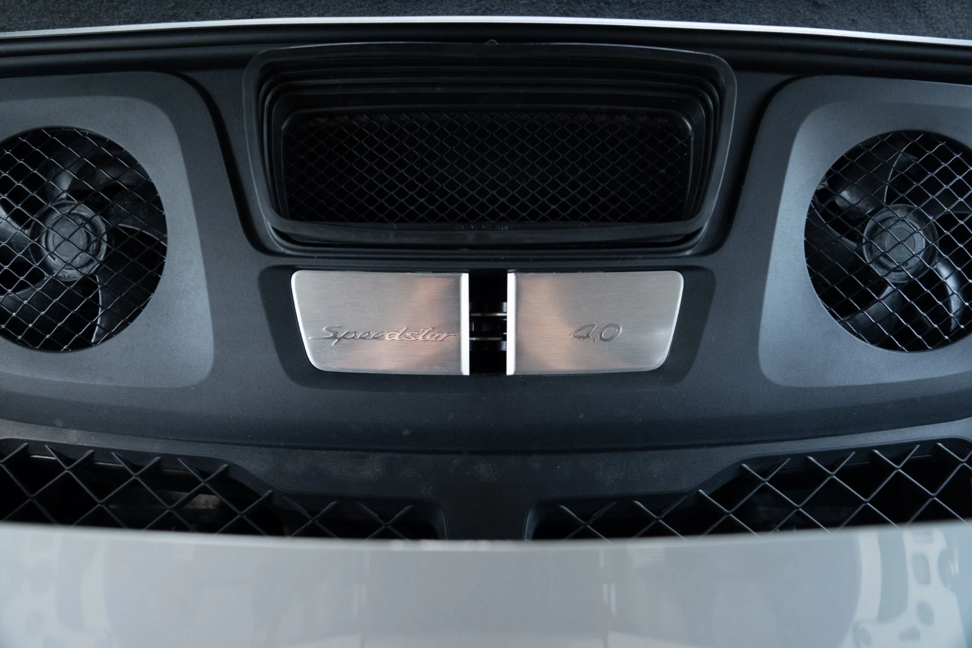 mph069_567075733_Used_2019_Porsche_911_Speedster_1781046611_5d156159a5