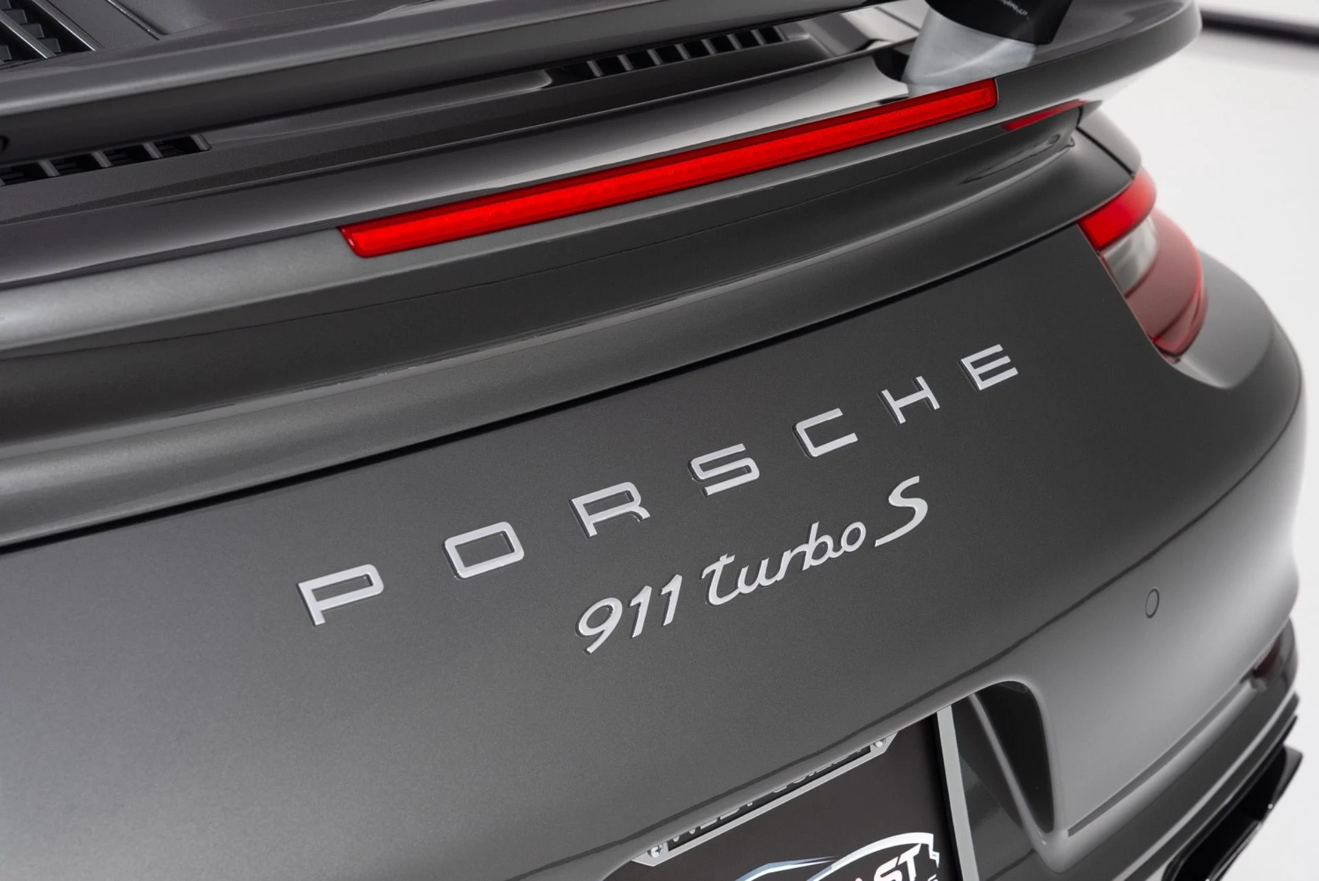 mph069_629441542_Used_2019_Porsche_911_Turbo_S_1774999661_036c35533d