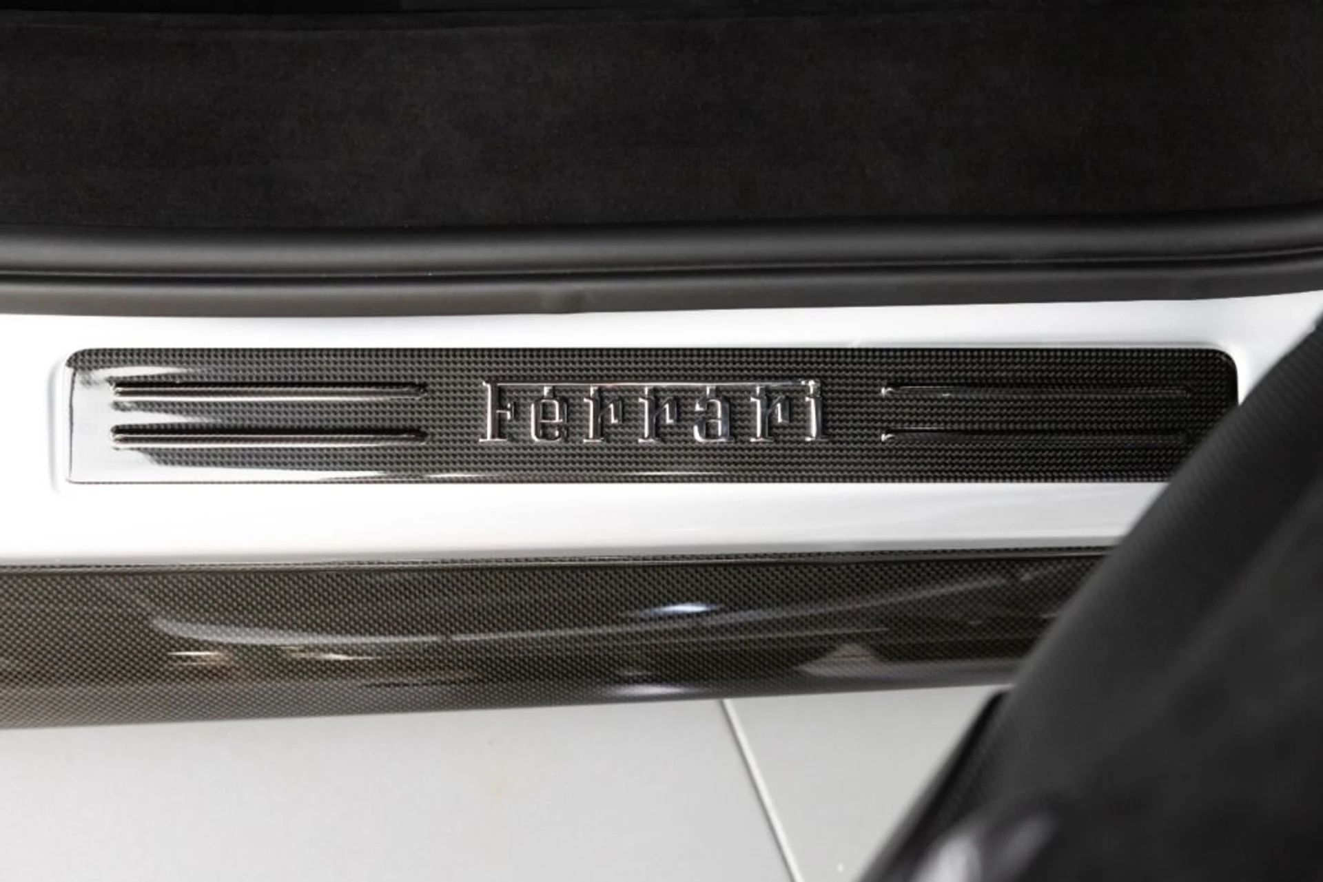 mph069_631204976_Used_2024_Ferrari_296_GTB_ad564f29f9