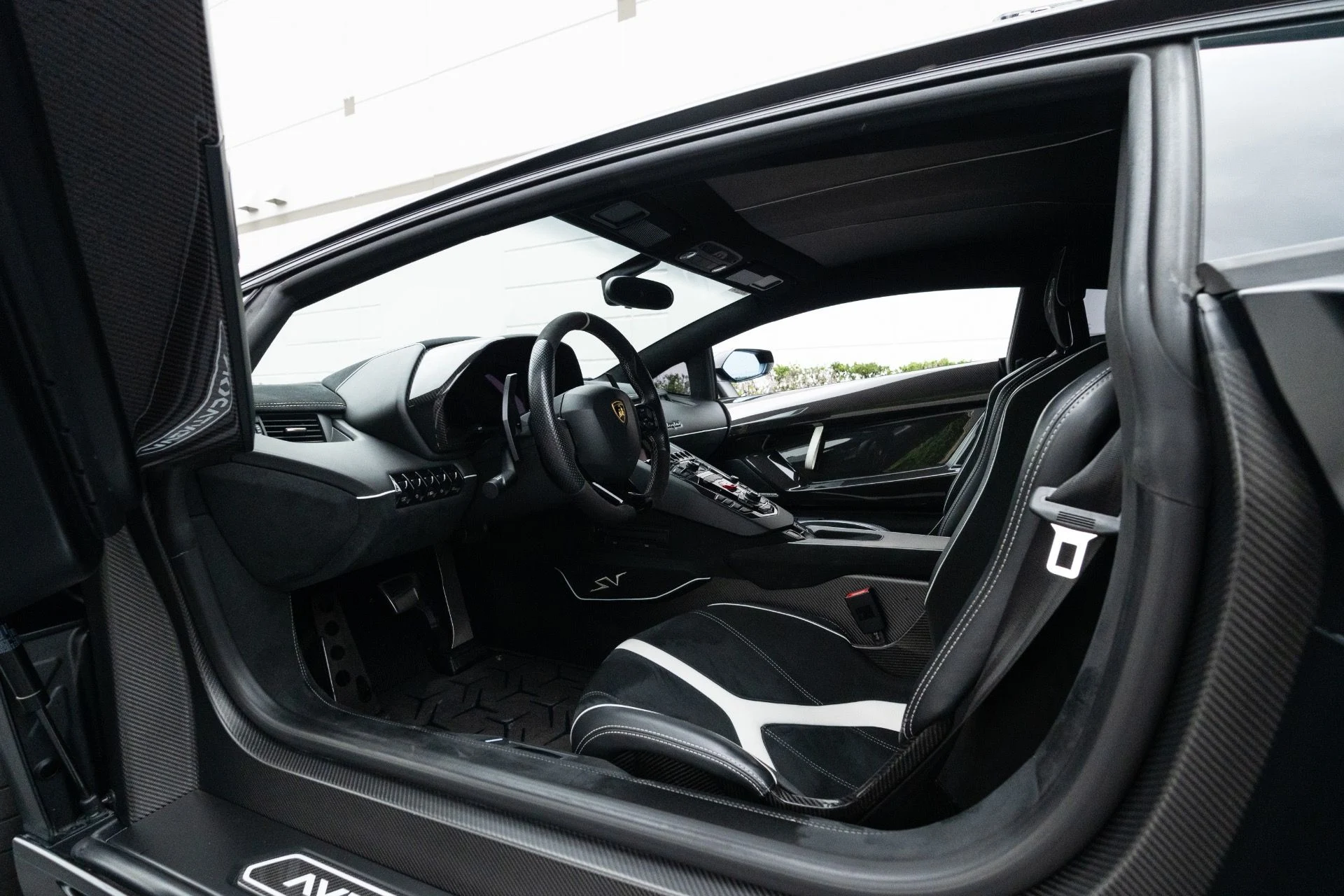 mph069_641956537_Used_2016_Lamborghini_Aventador_LP_750_4_SV_1768280004_9a0b38a3ec