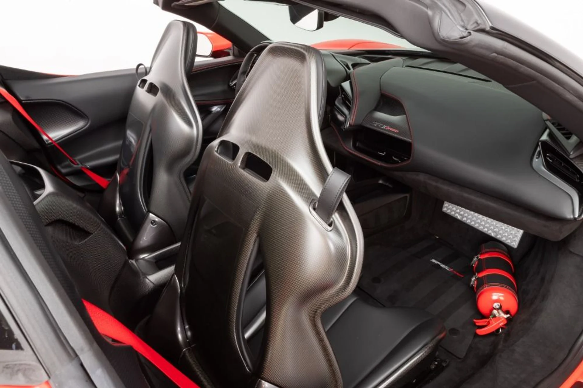 mph069_671104958_Used_2022_Ferrari_SF_90_Spider_88afaa83ca