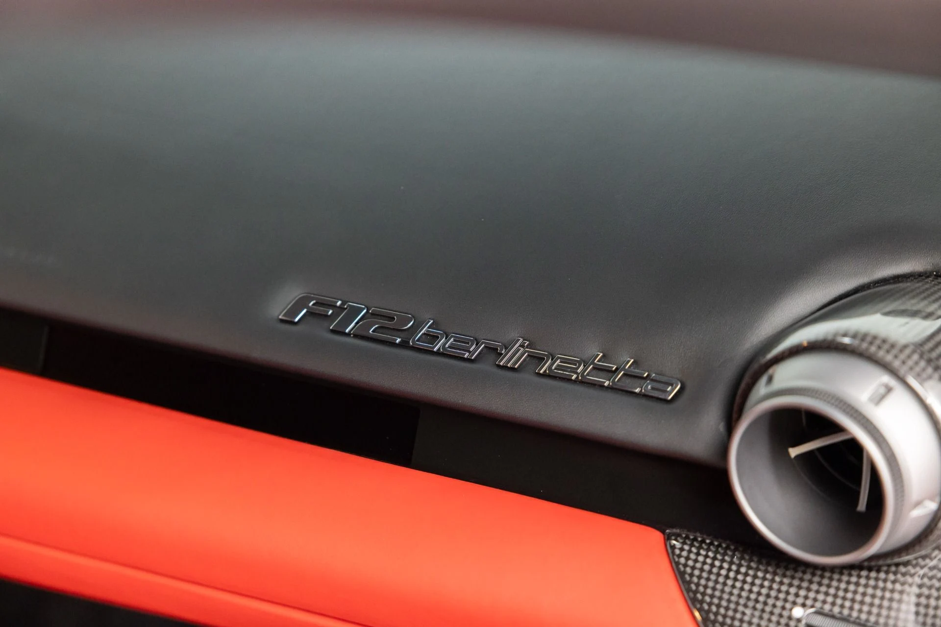 mph069_74085814_Used_2014_Ferrari_F12berlinetta_1784559579_e2b98ff4b3