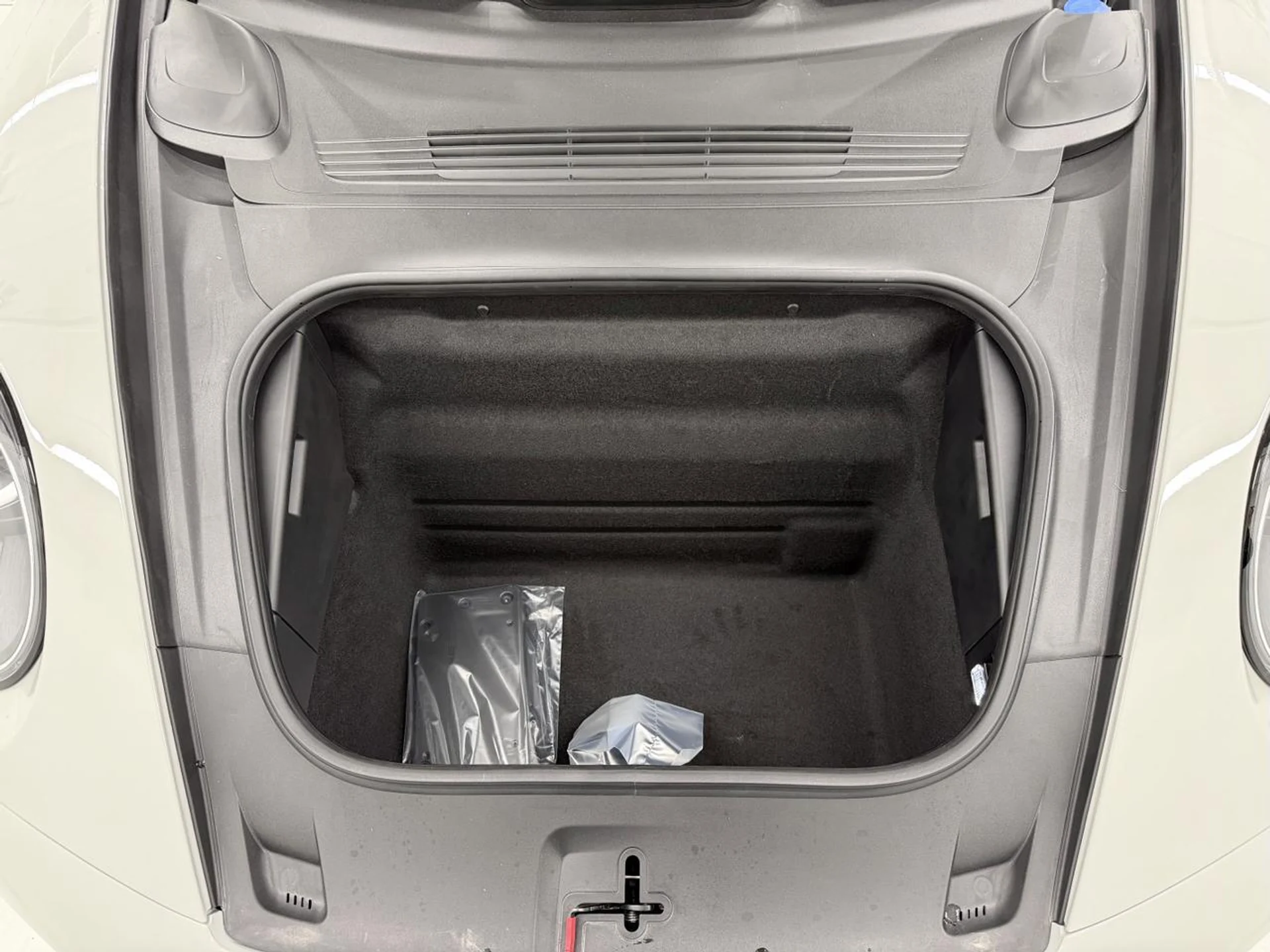 mph069_76596385_6a87de1aed6ba1eda7612c9258eaaa66_d0871a1e55