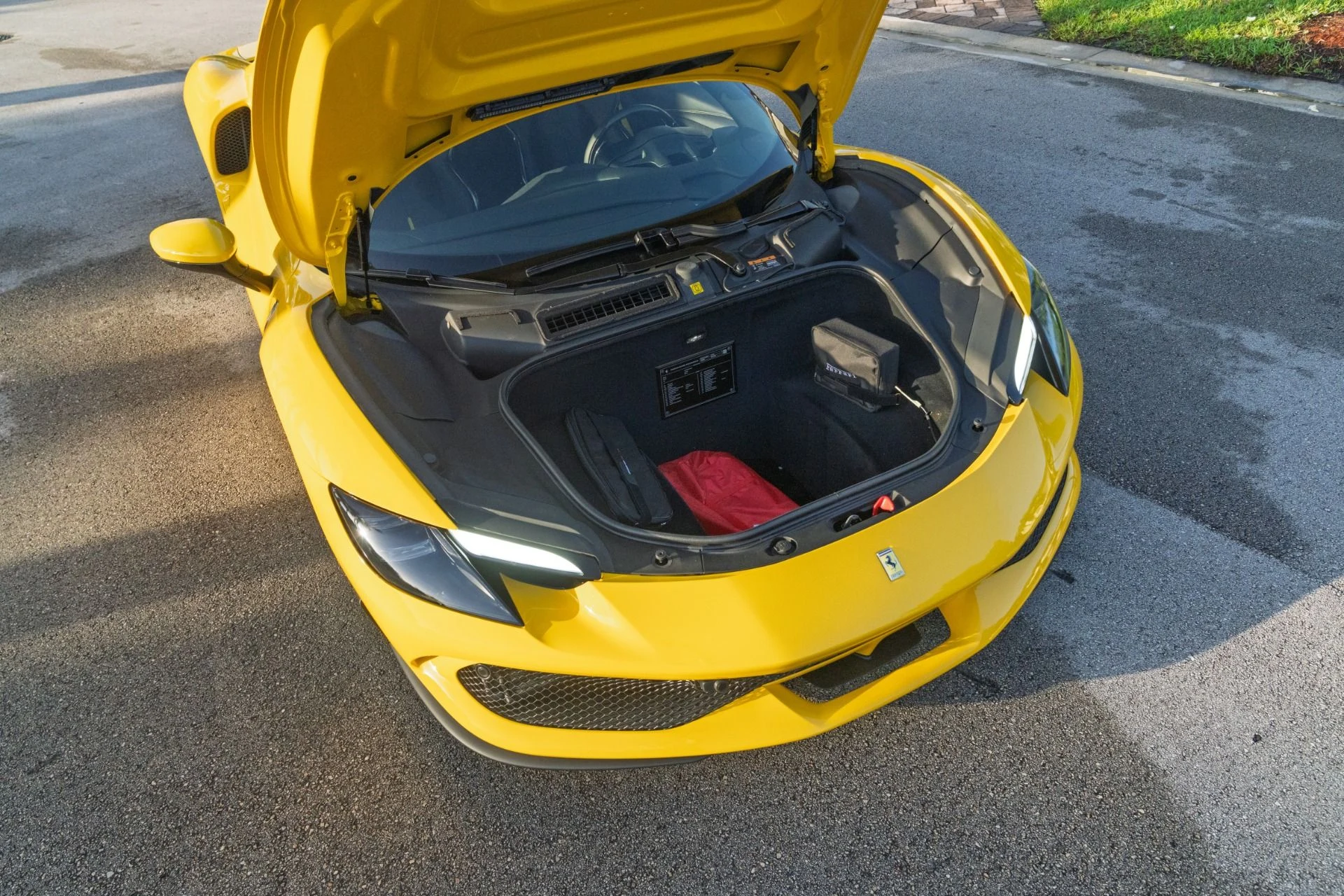 mph069_805082066_Used_2025_Ferrari_296_GTB_1756227854_6305600b9c