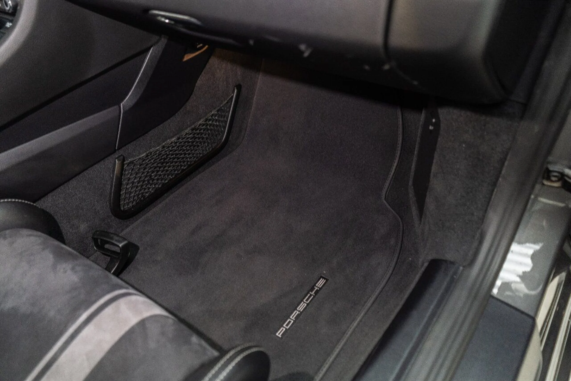 mph069_813076409_f74419e1f8_1280_8ecace18e1