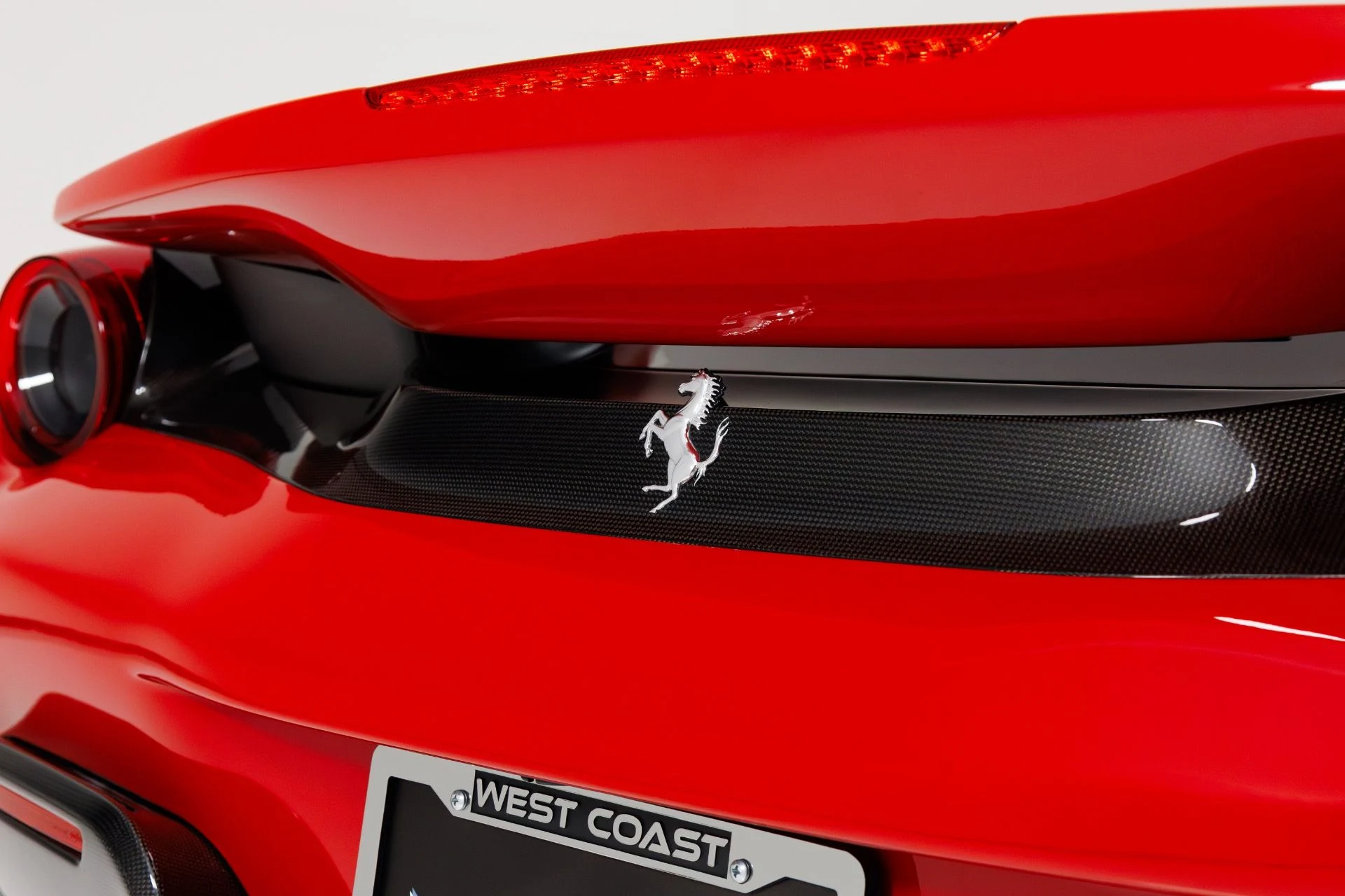 mph069_819015796_Used_2019_Ferrari_488_Pista_1771977535_cffdf724df