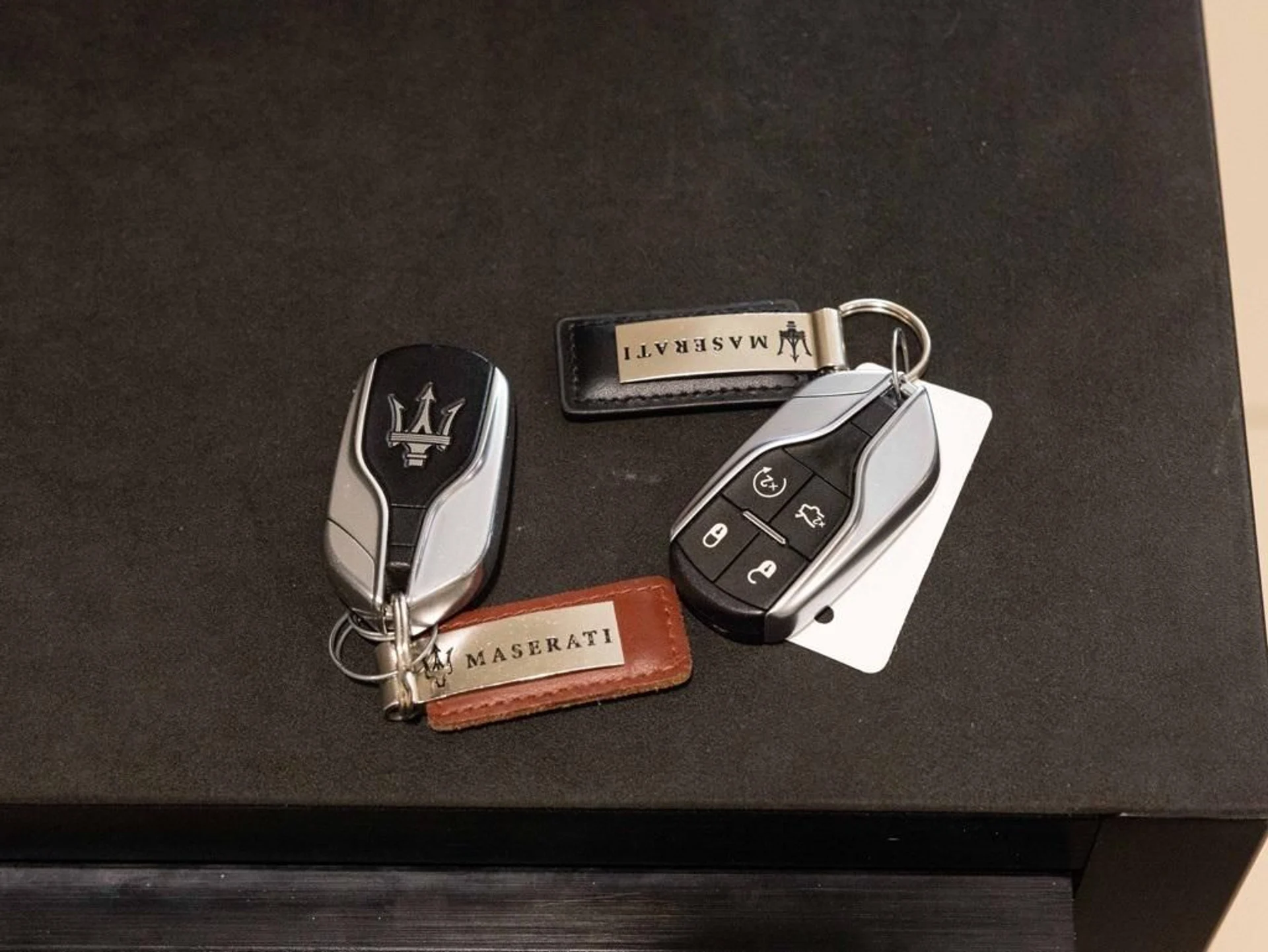 mph069_850564904_471871649_690f6385b64509d80d324695_5e48383e80