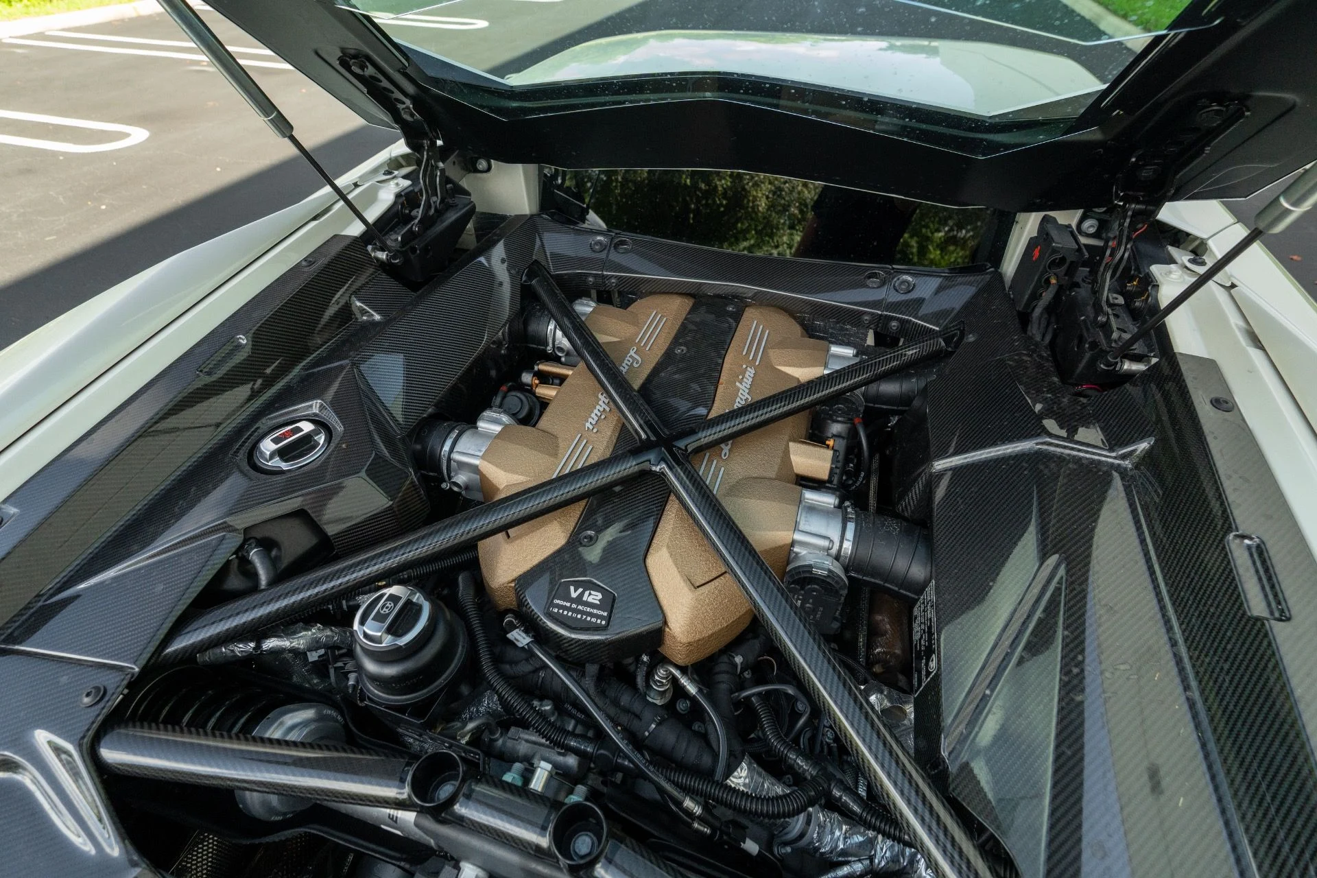 mph069_863391401_Used_2022_Lamborghini_Aventador_LP_780_4_Ultimae_1758834809_63d5821a09