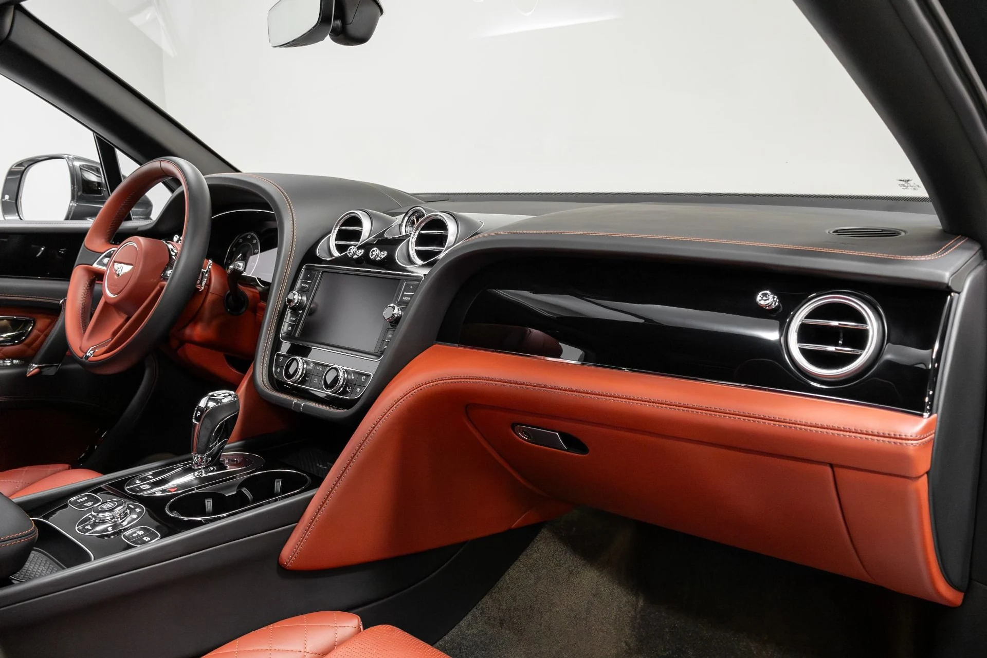 mph069_882859547_Used_2017_Bentley_Bentayga_W12_1763489562_5347cd6d5b